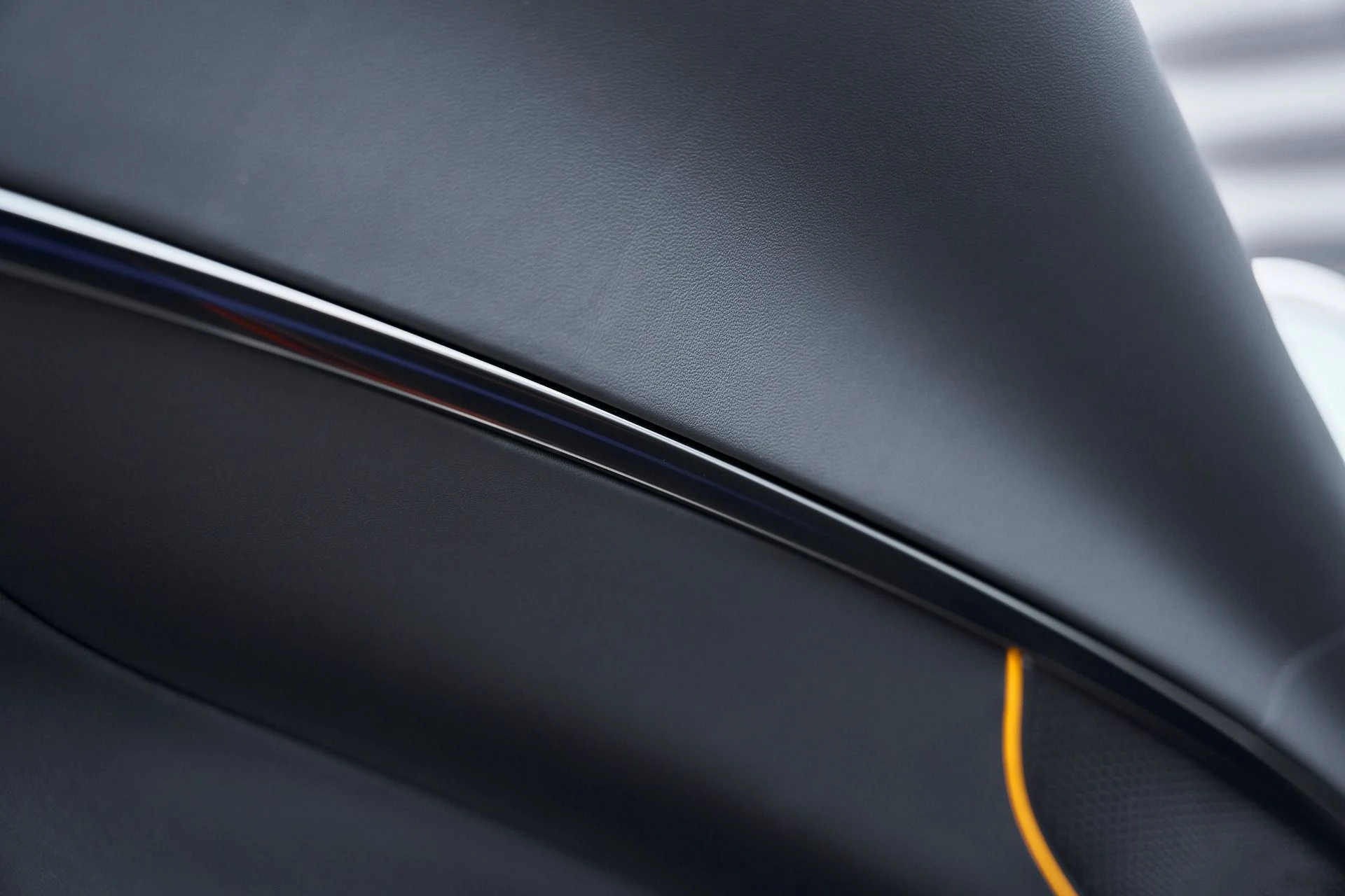 mph034_2913907536_Used_2025_Mc_Laren_Artura_1769221504_83986a0bc4