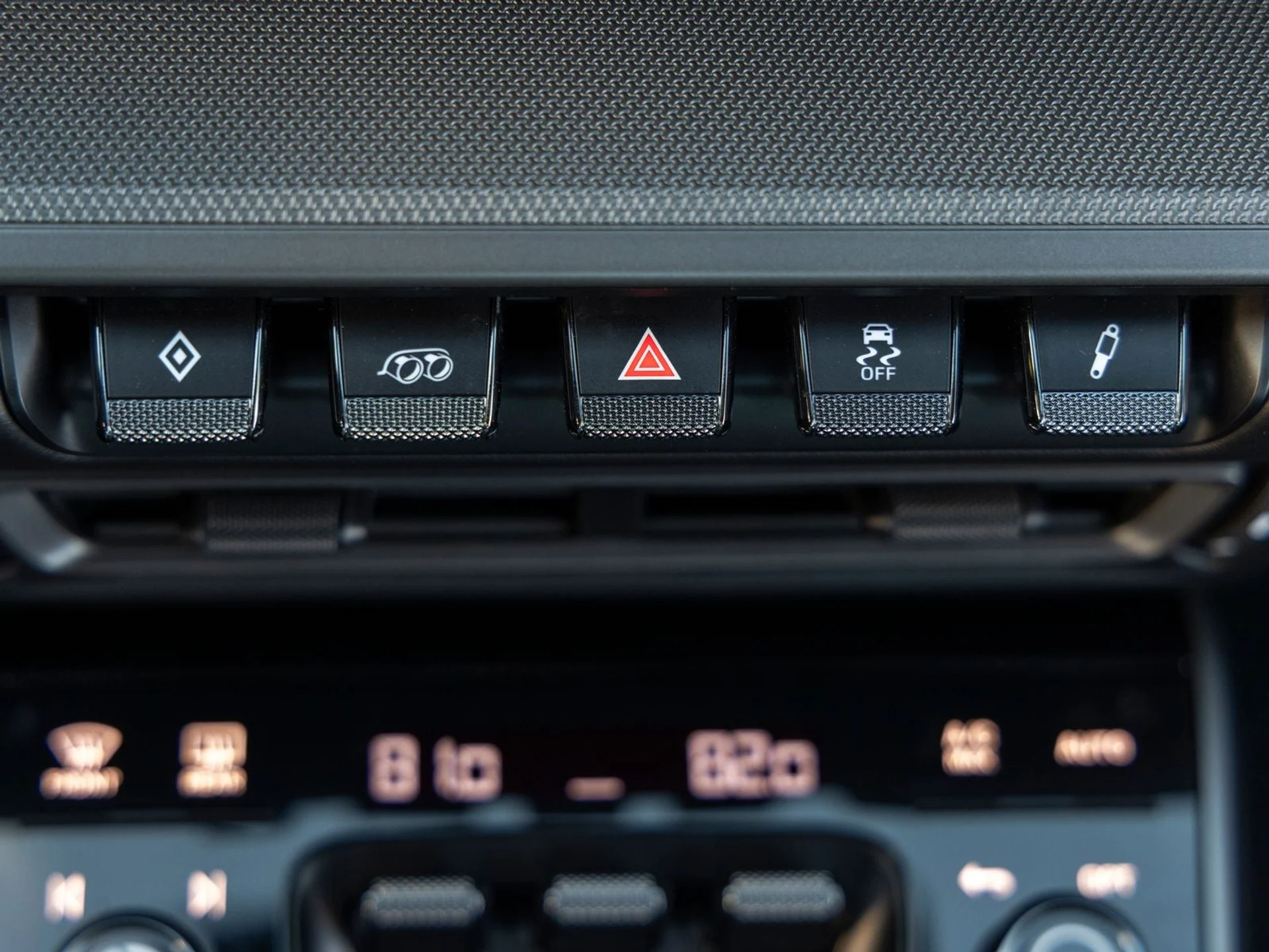 mph034_2919358695_35_2a35b8283a