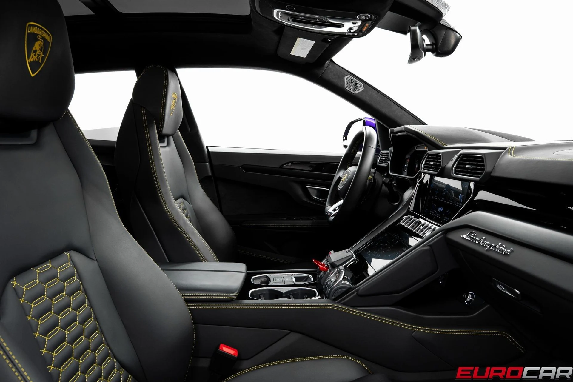 mph034_2925234258_image_35_5c4392819b