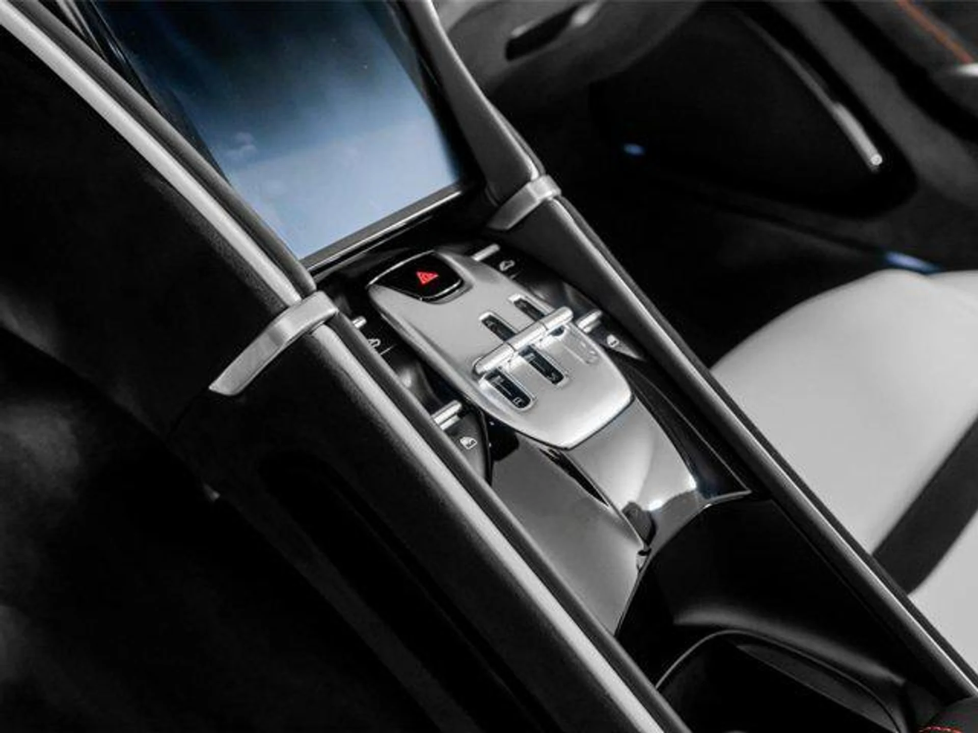 mph034_2940916305_Grp_Cg_XH_Ssxj_Dqk2_Snbll70_ASV_Fk_36998e8030