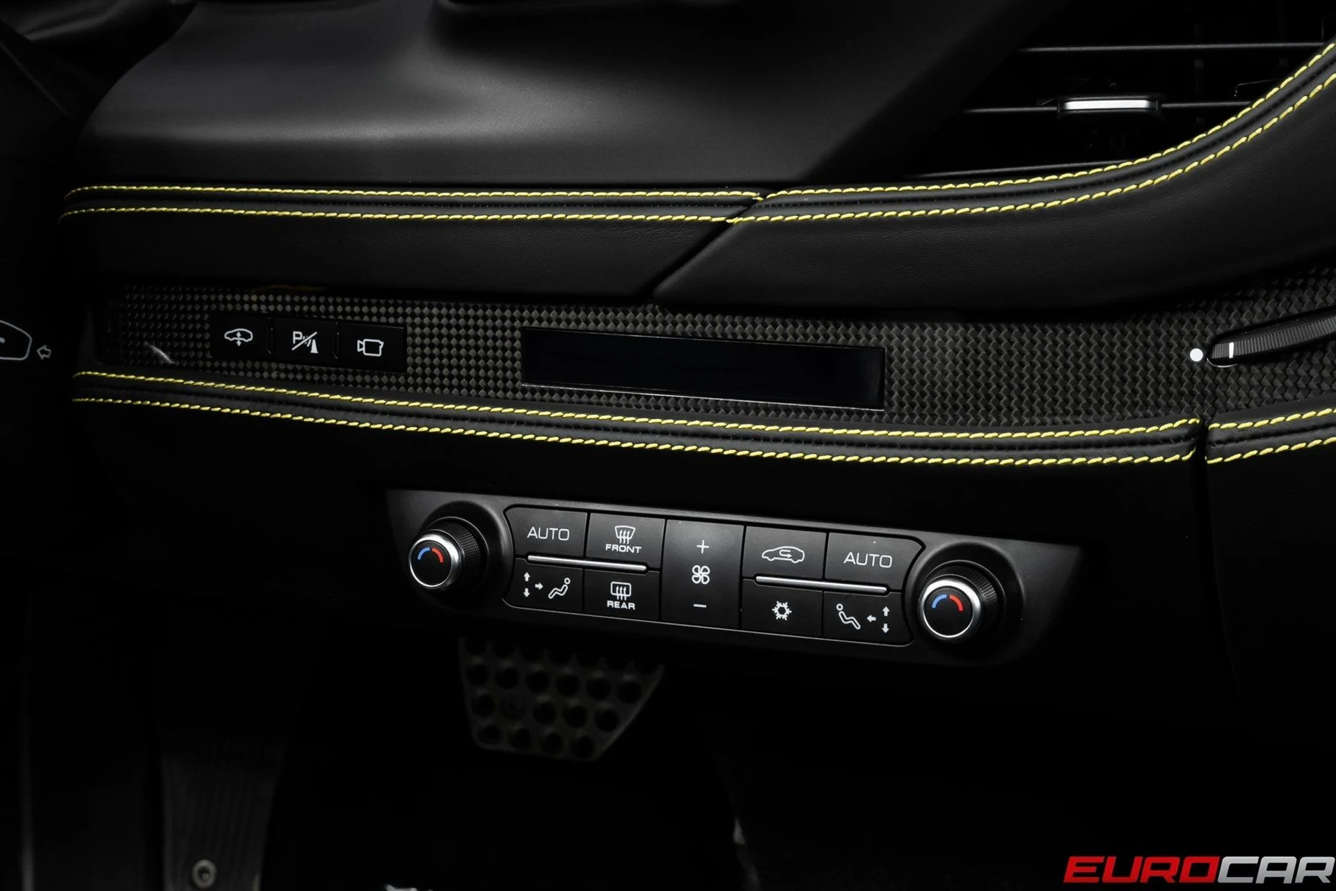 mph034_2943154874_image_35_59fdd2bfc7