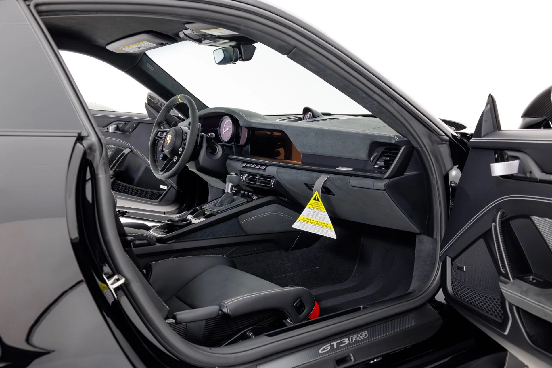 mph034_2944808569_Used_2025_Porsche_911_GT_3_RS_1767383456_d08fc5e432