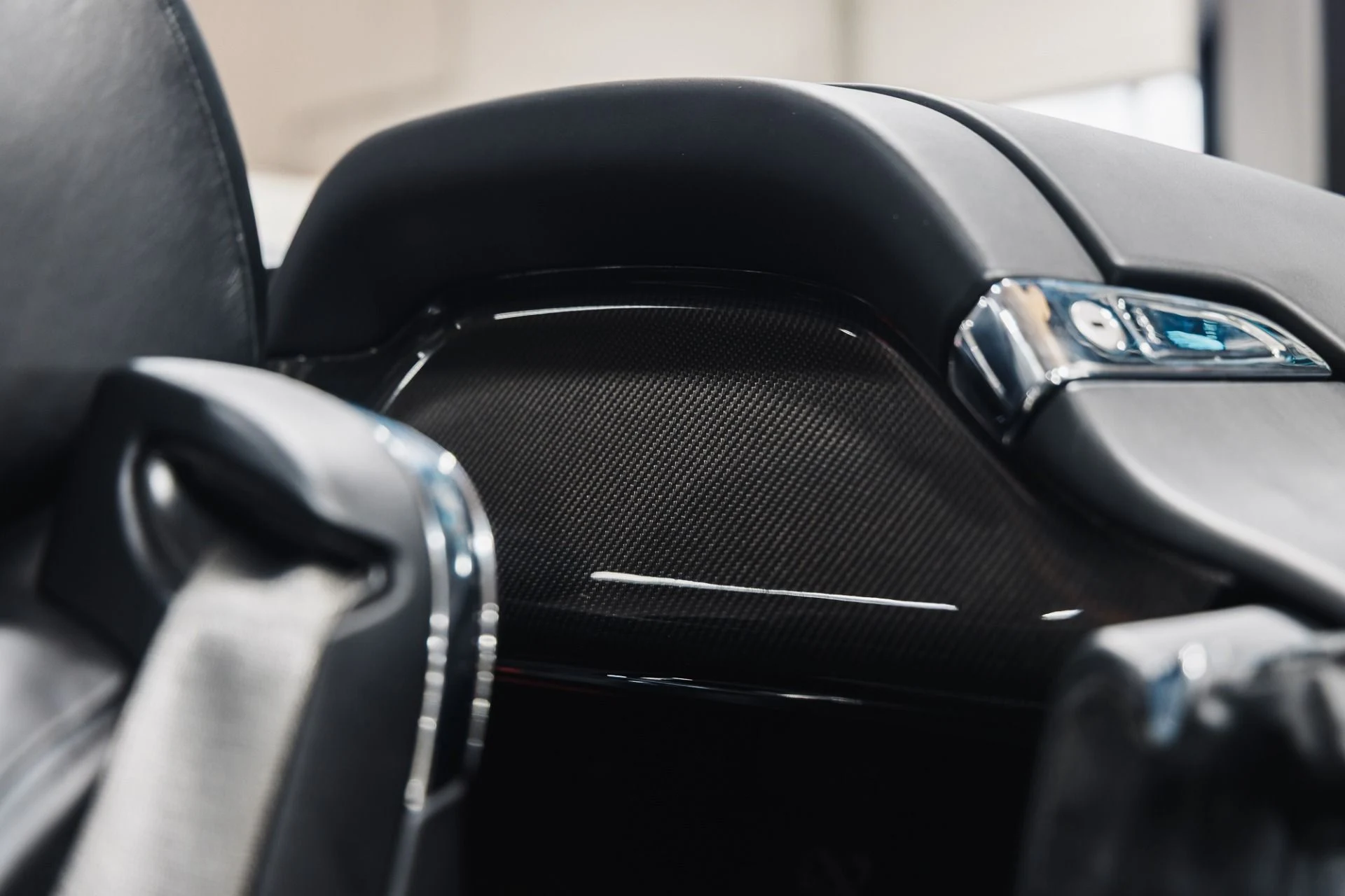 mph034_2945704284_Used_2019_Rolls_Royce_Dawn_1775855974_3974b8d7a4