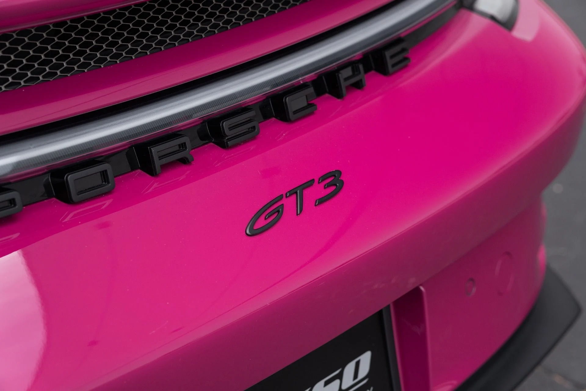 mph034_2951114646_Used_2024_Porsche_911_GT_3_1776966322_a1f6492343