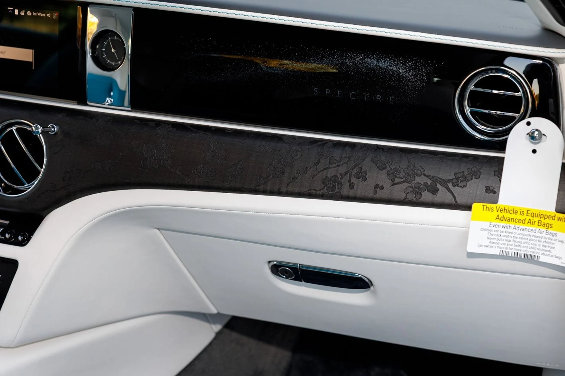 mph034_2959179253_dc0063456501d771d7f386cbb18e02c6x_735b1f84bf