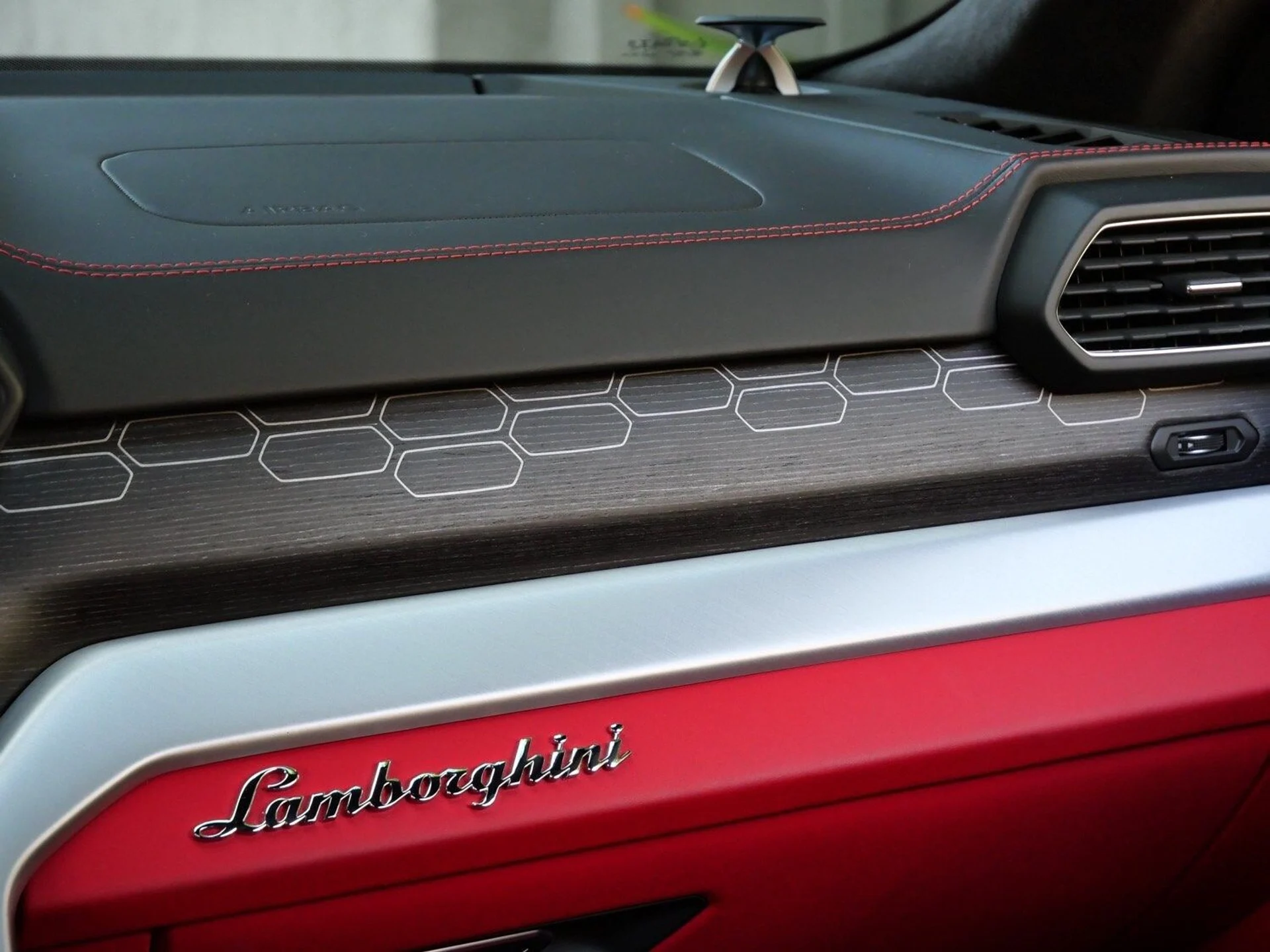 mph034_2964923899_240b365c61d44d2e9d800109e297175ex_dfbd2bb62b