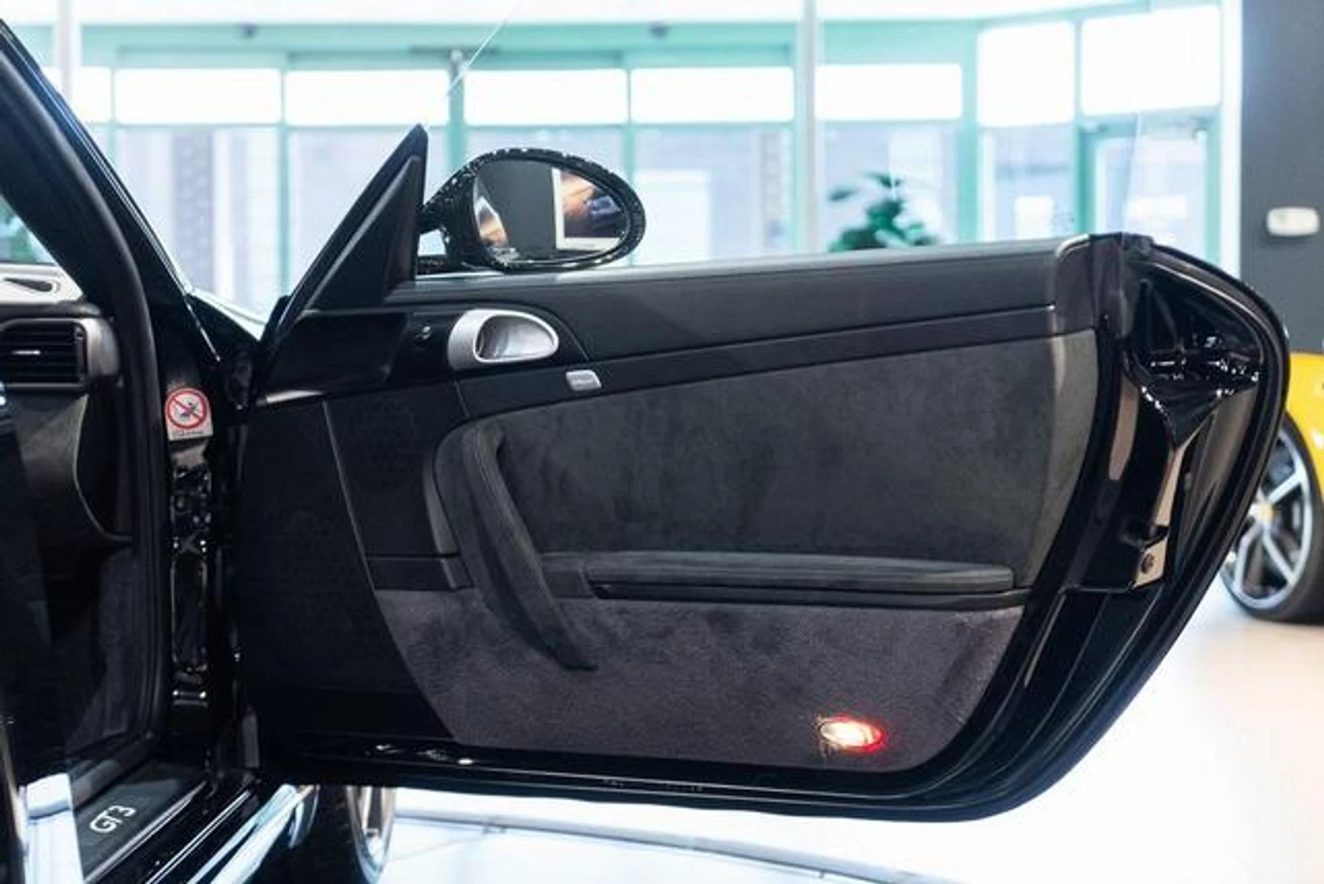 mph034_2969843174_W_Yx_RNLZ_3b_W0b_Oc_A1v_Nt_o_E5_F_Ii_I_ff41d9c6fb