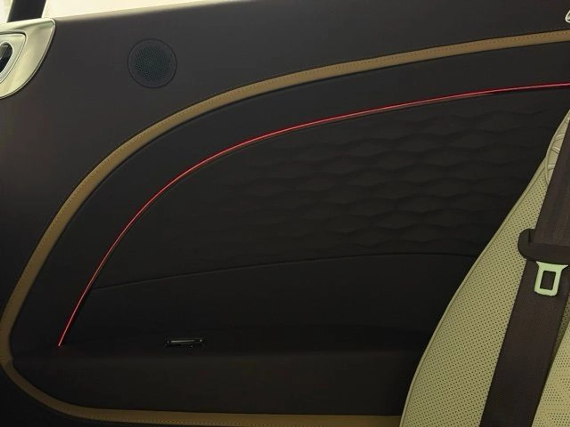 mph034_2974545624_mdmzyn72pbi5u2o7epst176gnxca_a0a76ab272