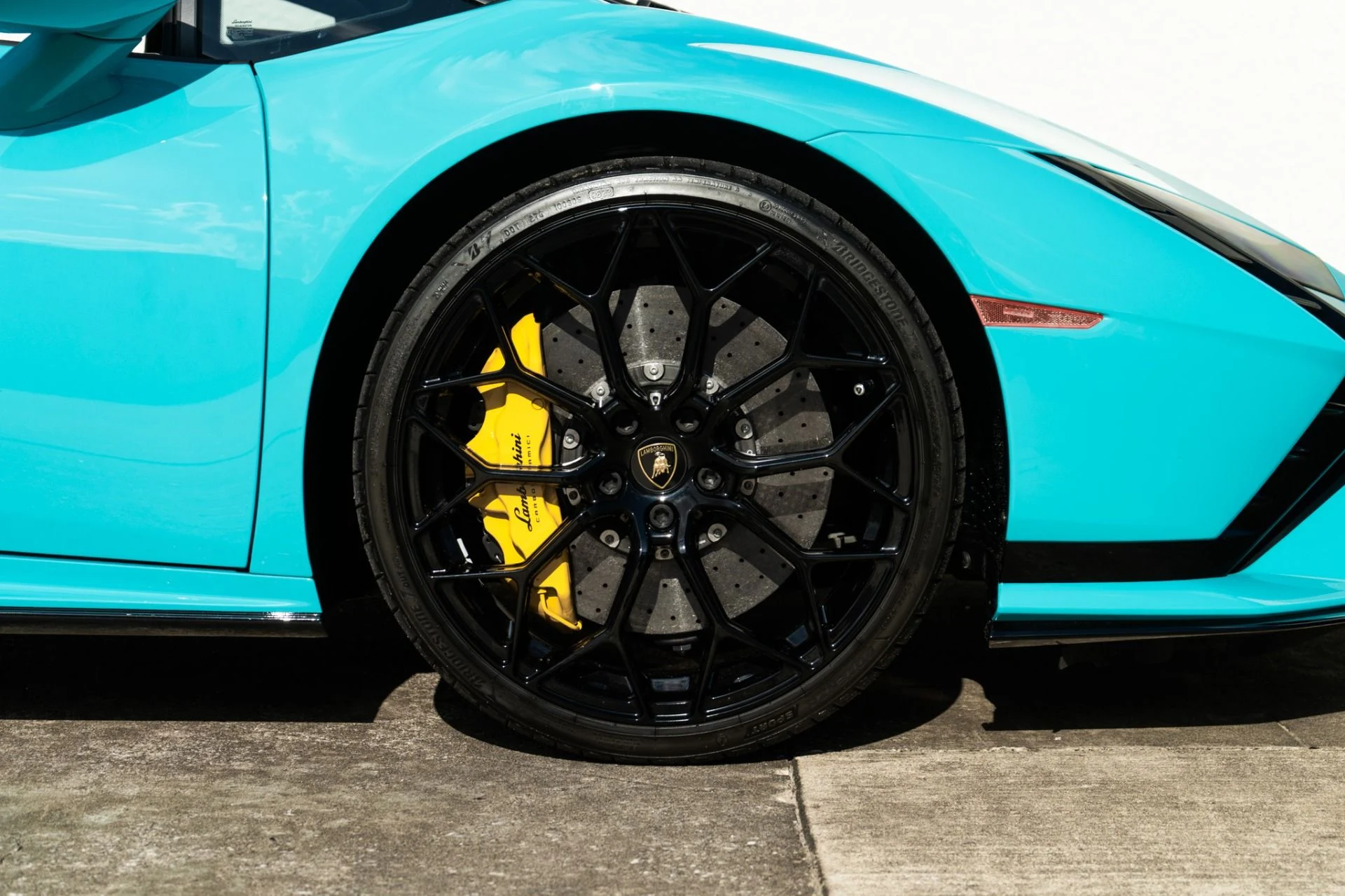 mph034_2983508586_Used_2023_Lamborghini_Huracan_Tecnica_1779493842_830c2f717c