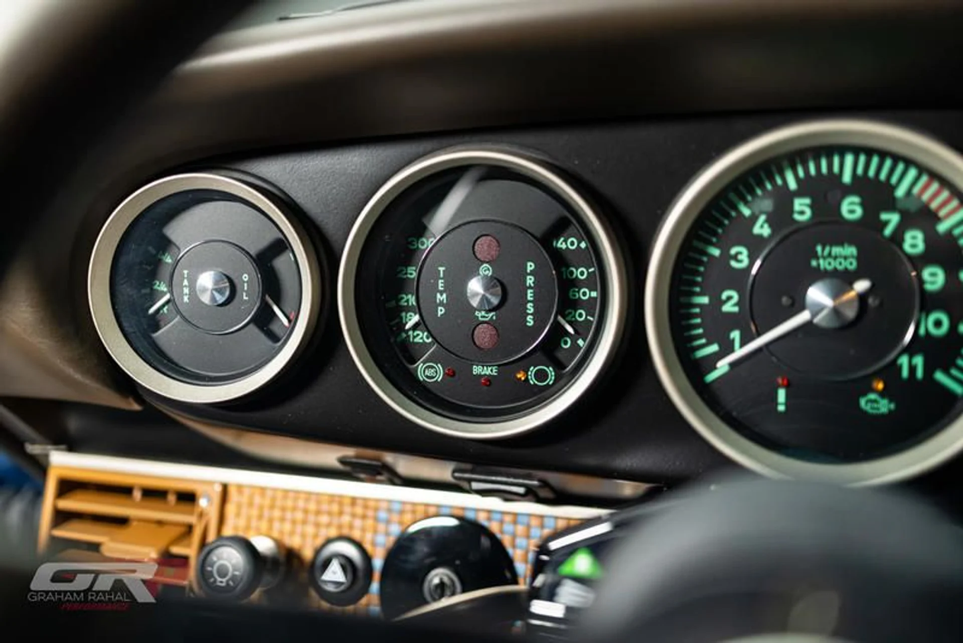 mph034_2995217430_18_BD_64_DD_11_F6_409_A_8255_28_EF_845_A686_B_e3d9c52407