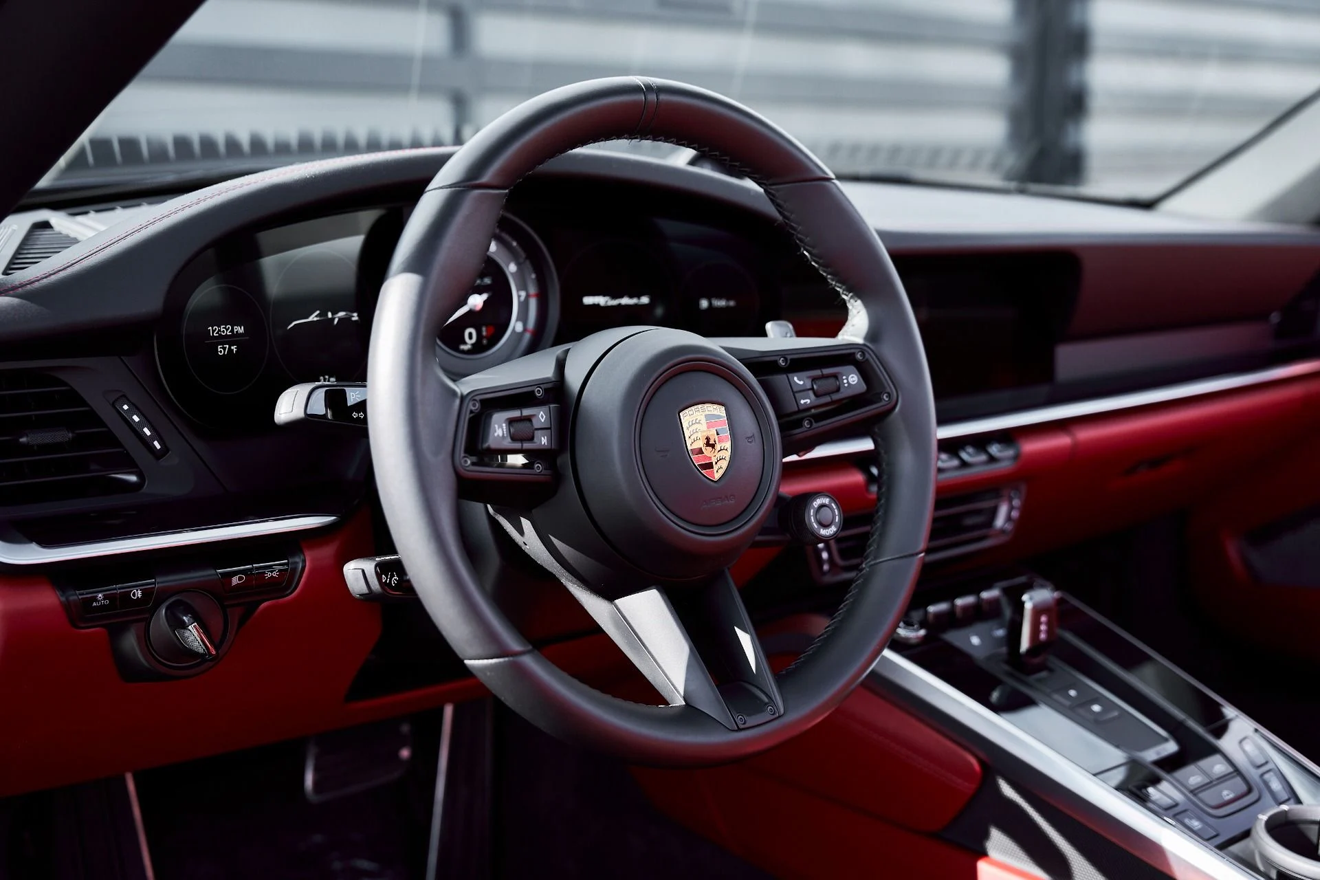 mph034_2997839348_Used_2021_Porsche_911_Turbo_S_1767839085_353ab2a40f