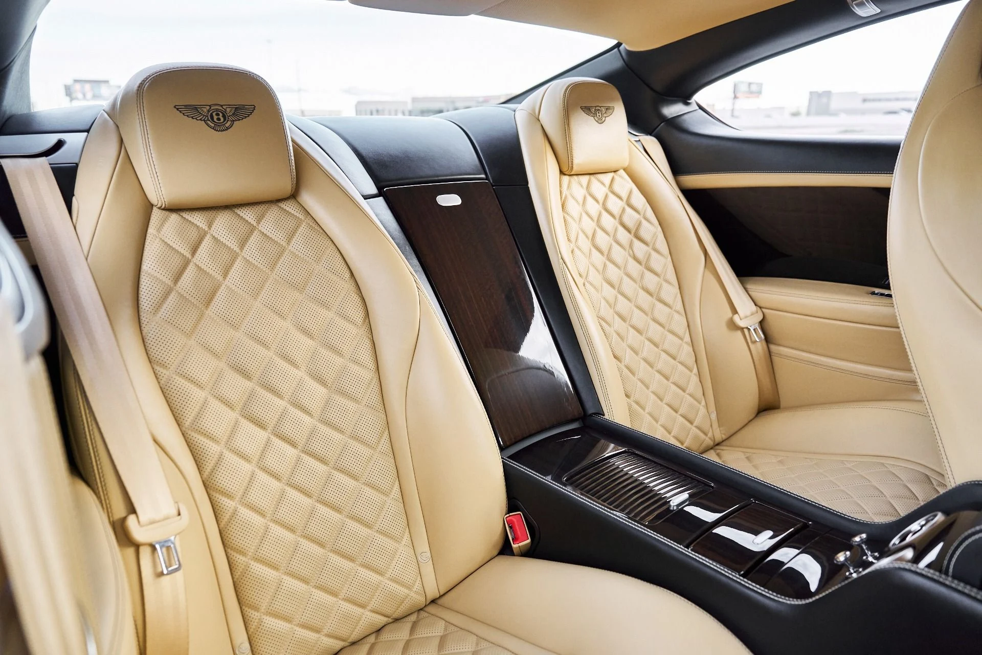 mph034_3001645580_Used_2016_Bentley_Continental_GT_W12_1767667400_f4283d3936