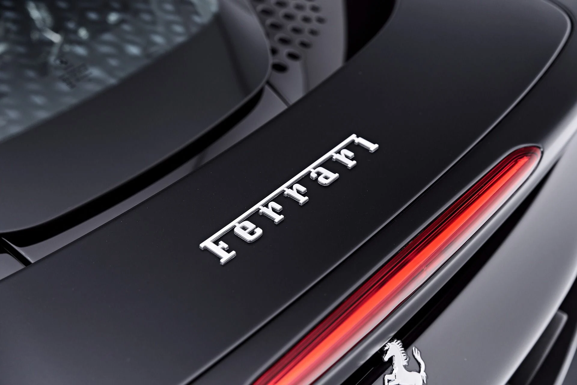 mph034_3025096205_Used_2024_Ferrari_SF_90_Spider_Base_1785520188_733f8e68ca