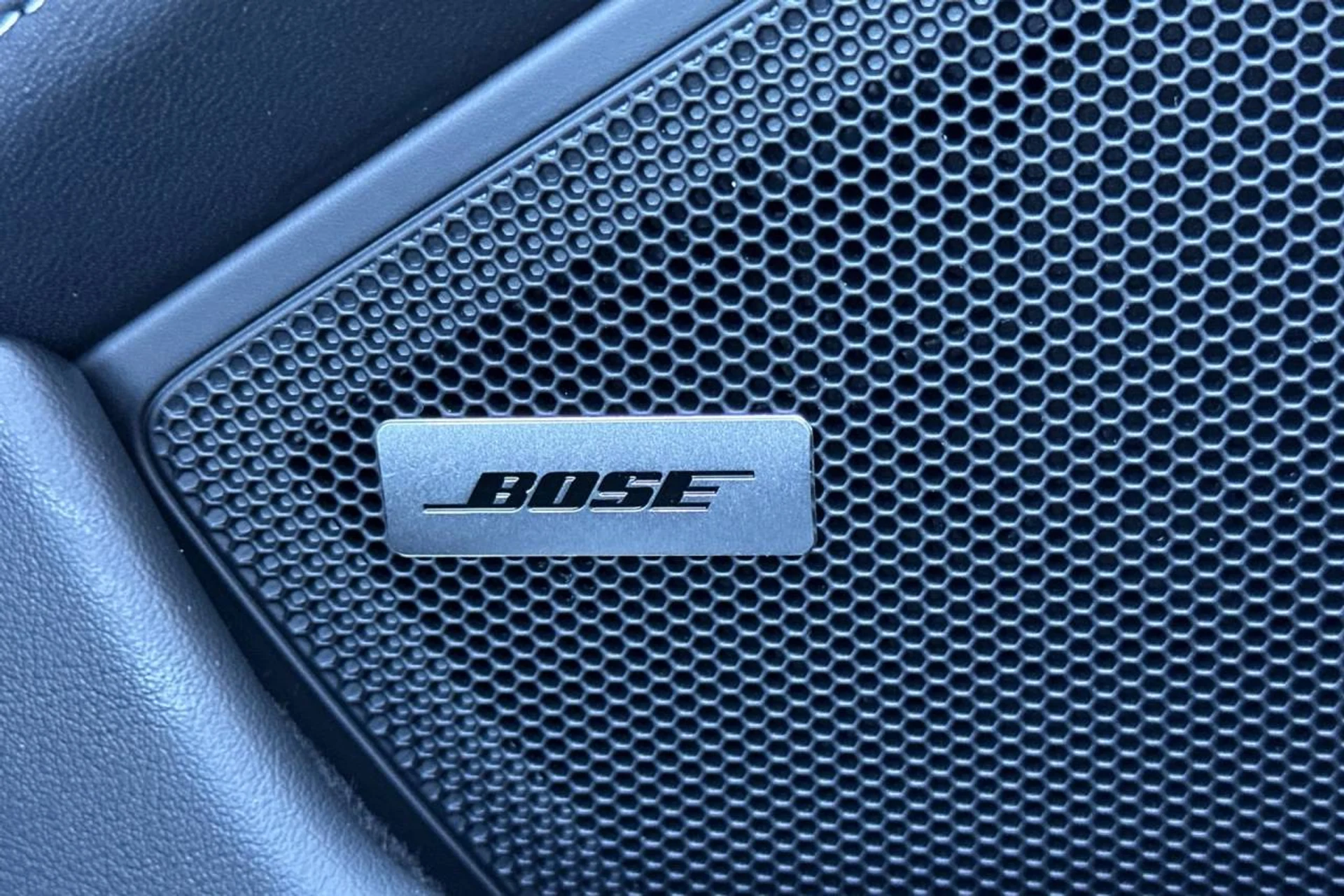 mph034_3030418268_1280_656b109f98