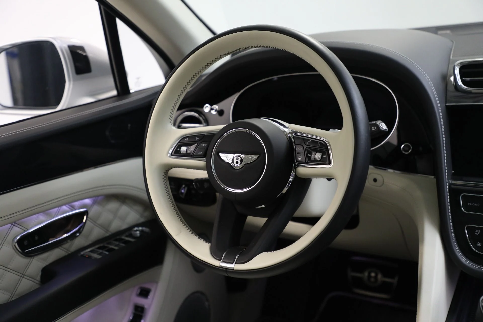 mph034_3032734786_Used_2021_Bentley_Bentayga_V8_First_Edition_9e01464db2