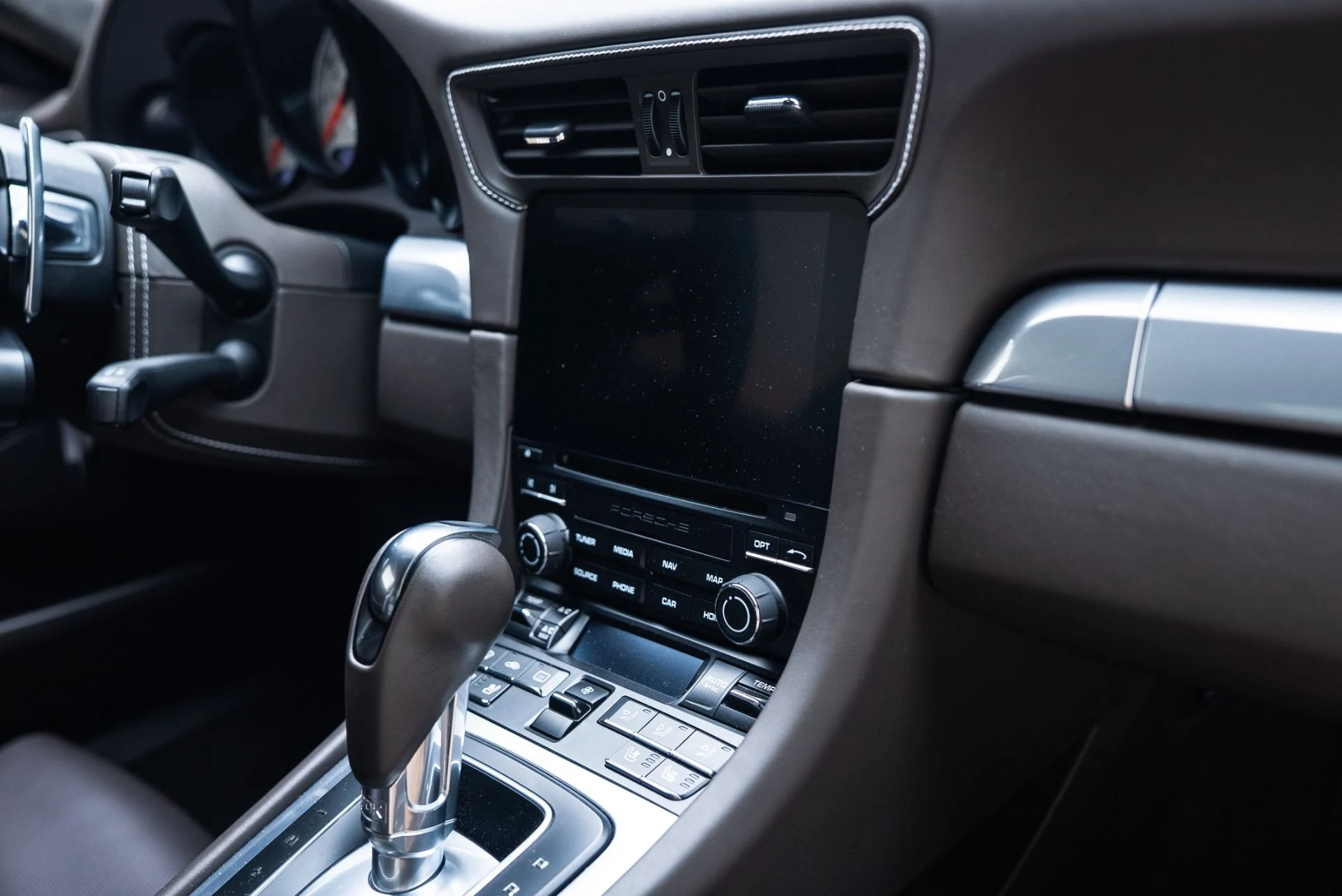 mph034_3035067137_Used_2018_Porsche_911_Turbo_1765307340_88e5604e08