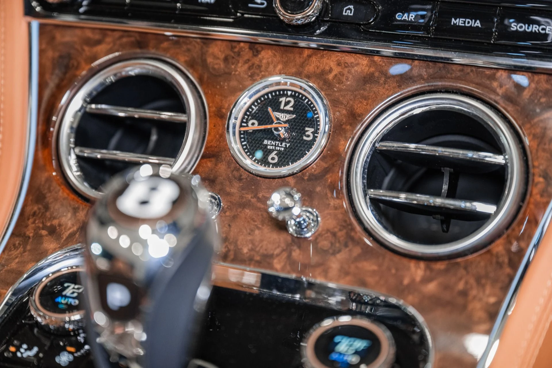 mph034_3054541634_Used_2020_Bentley_CONTINENTAL_GTC_V8_1792249789_fa9d52aa09