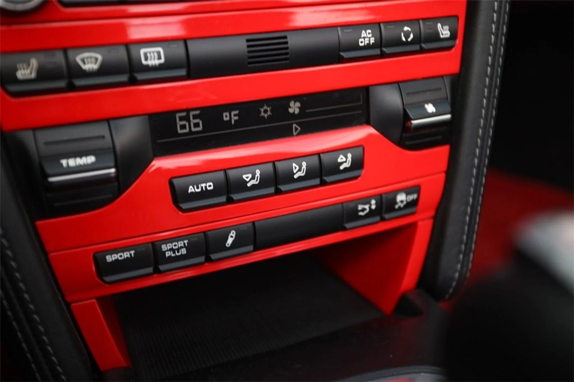 mph034_3055176950_a3a21de128984d4c8bab19c531d11d91_8738ee779d