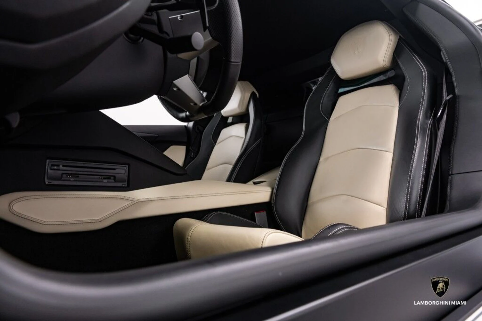 mph034_3070106127_e49a05e8cfef3513febd23a30efcf815_abc26b8741