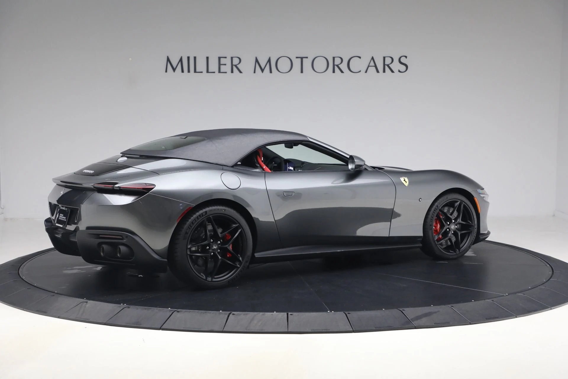 mph034_3071442851_Used_2026_Ferrari_Roma_Spider_1790785896_9e68bfb42f