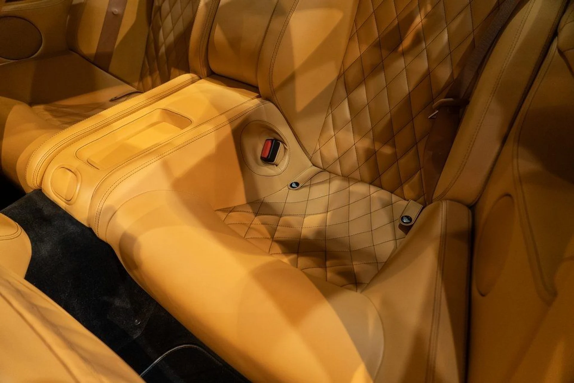 mph034_3094393851_047f92e930b92d723215338f1ee1cbca_526ce63f5c