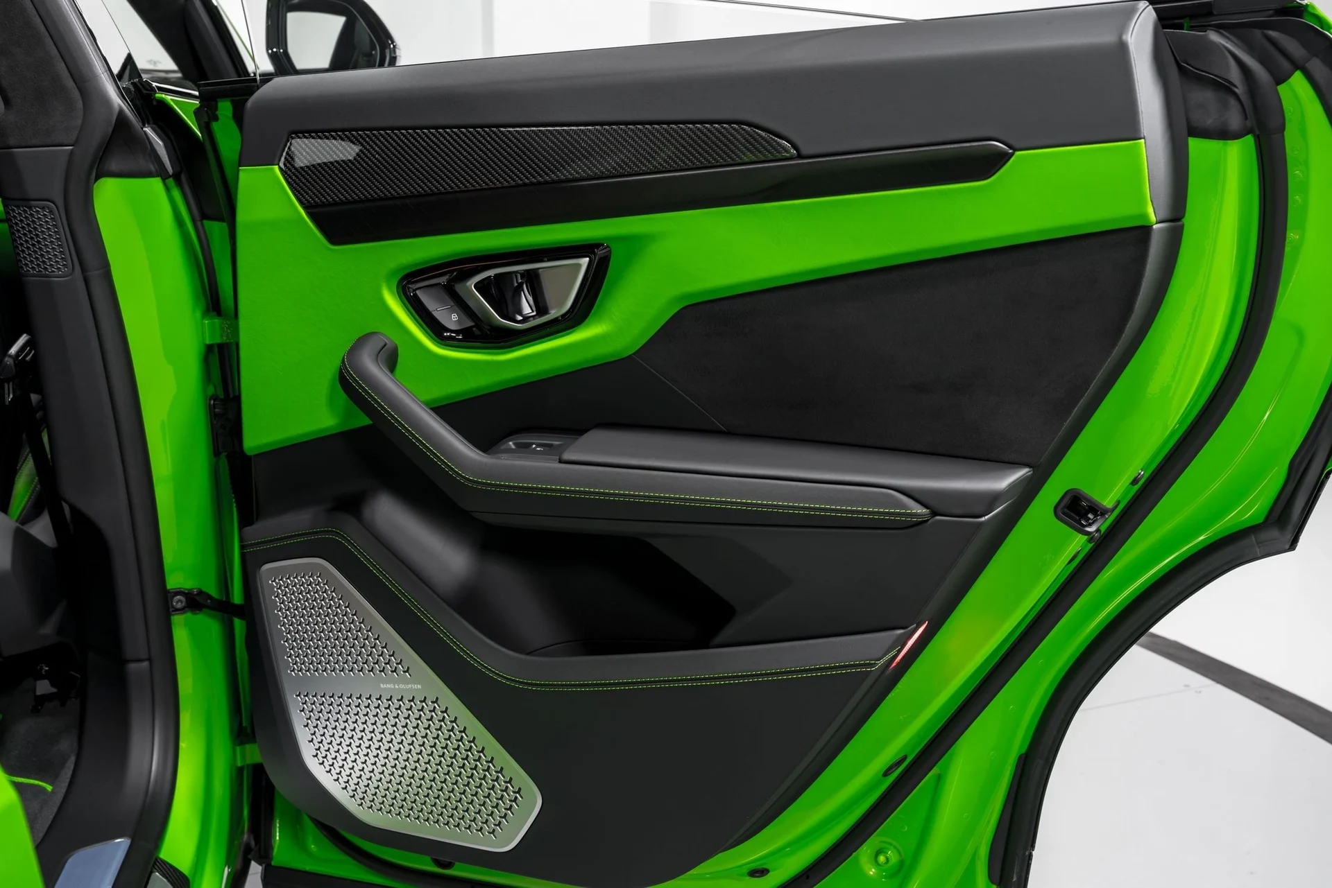 mph034_3094476821_764d9f3b5cd0ccc89d786357397d6de7x_8b00047e73