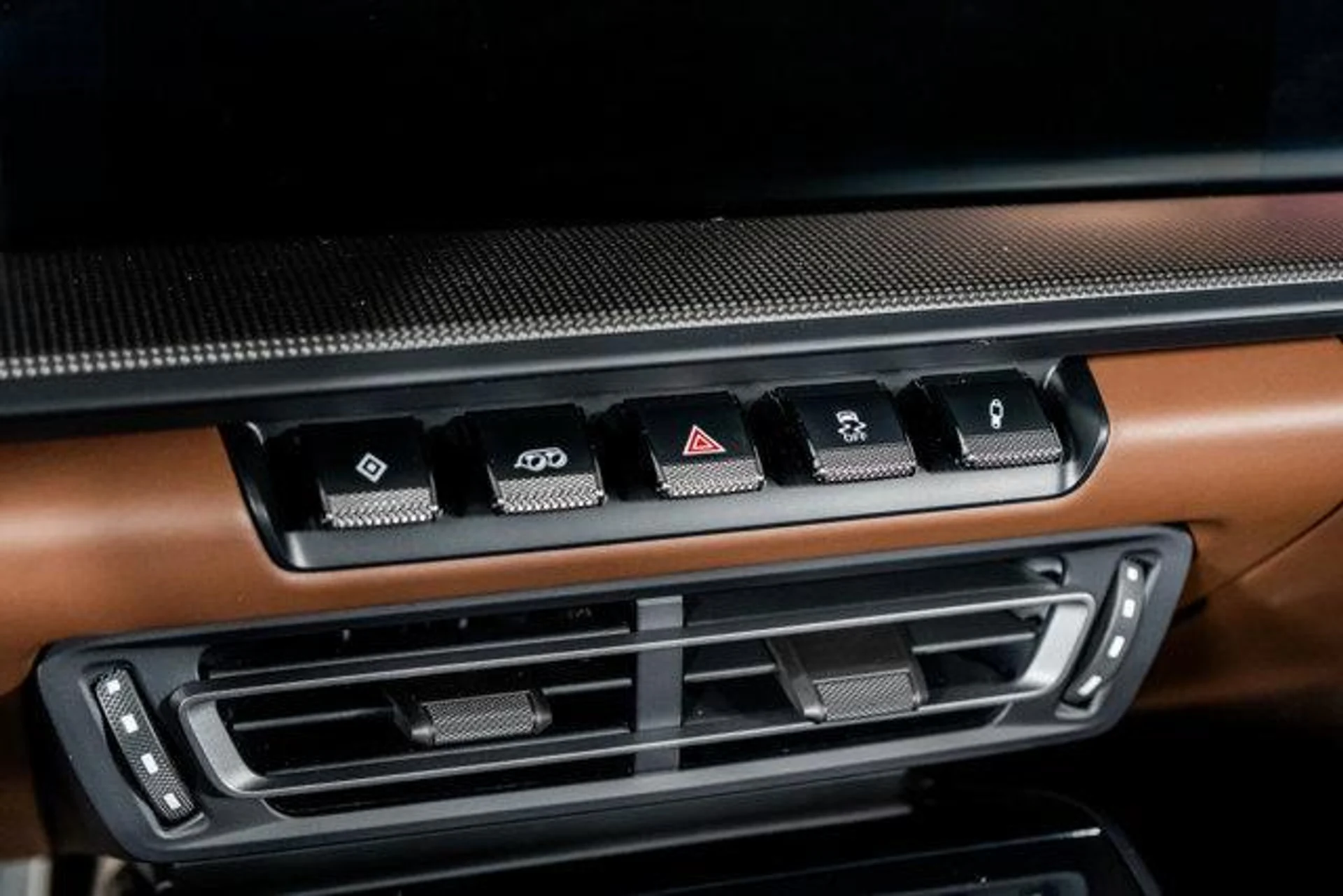 mph034_3097347787_4jg4_X0_Ja_Kp_Tb_Od_VG_In8_Ma_GTD_Nh_M_0fff0c63ae