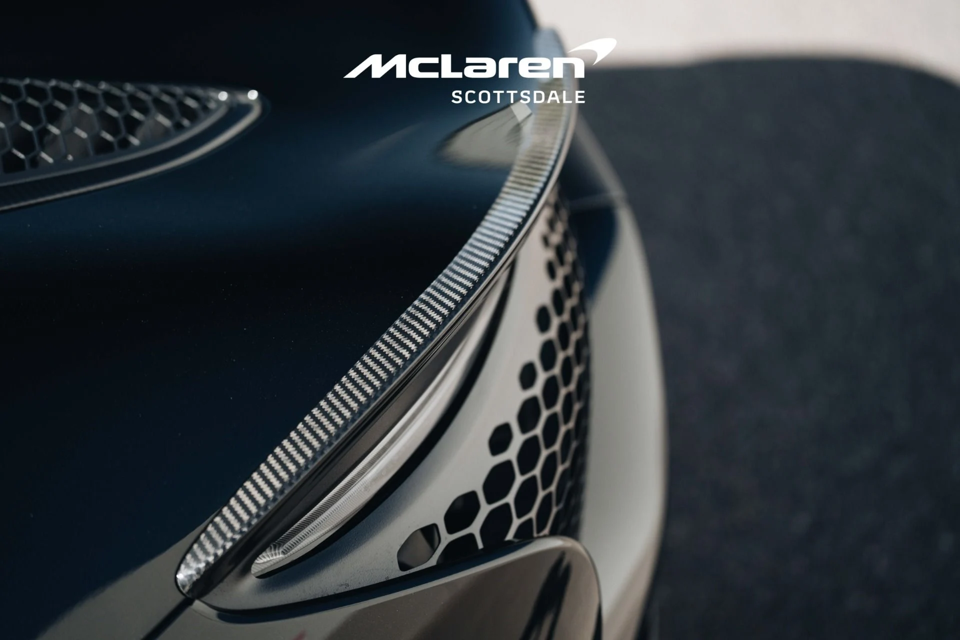 mph034_3120353401_Used_2025_MCLAREN_ARTURA_Performance_1731367172_61371a0b5e