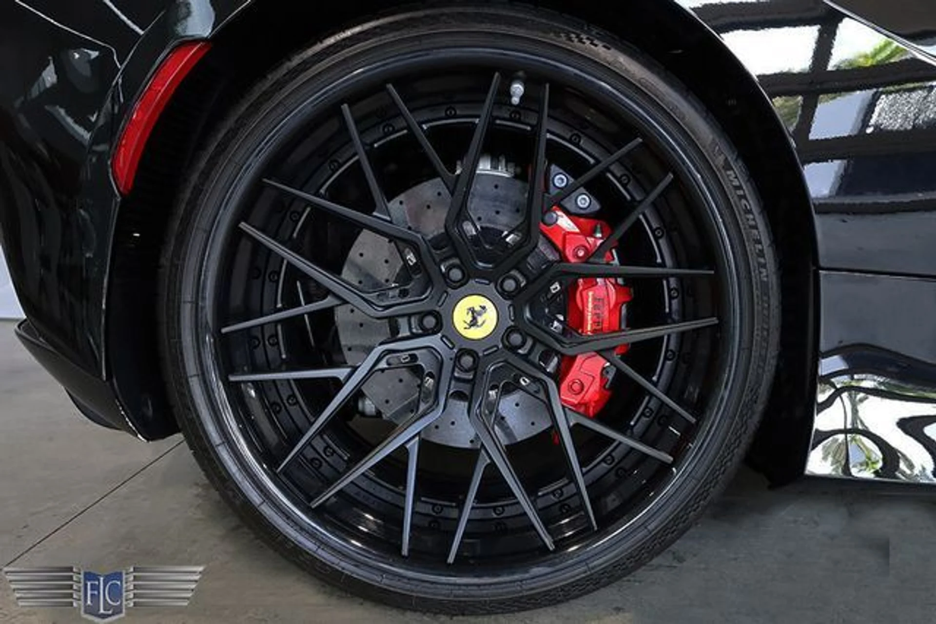 mph034_3123400055_used_2020_ferrari_f8_tributo_coupe_9689_22960423_39_640_6f66cdd351