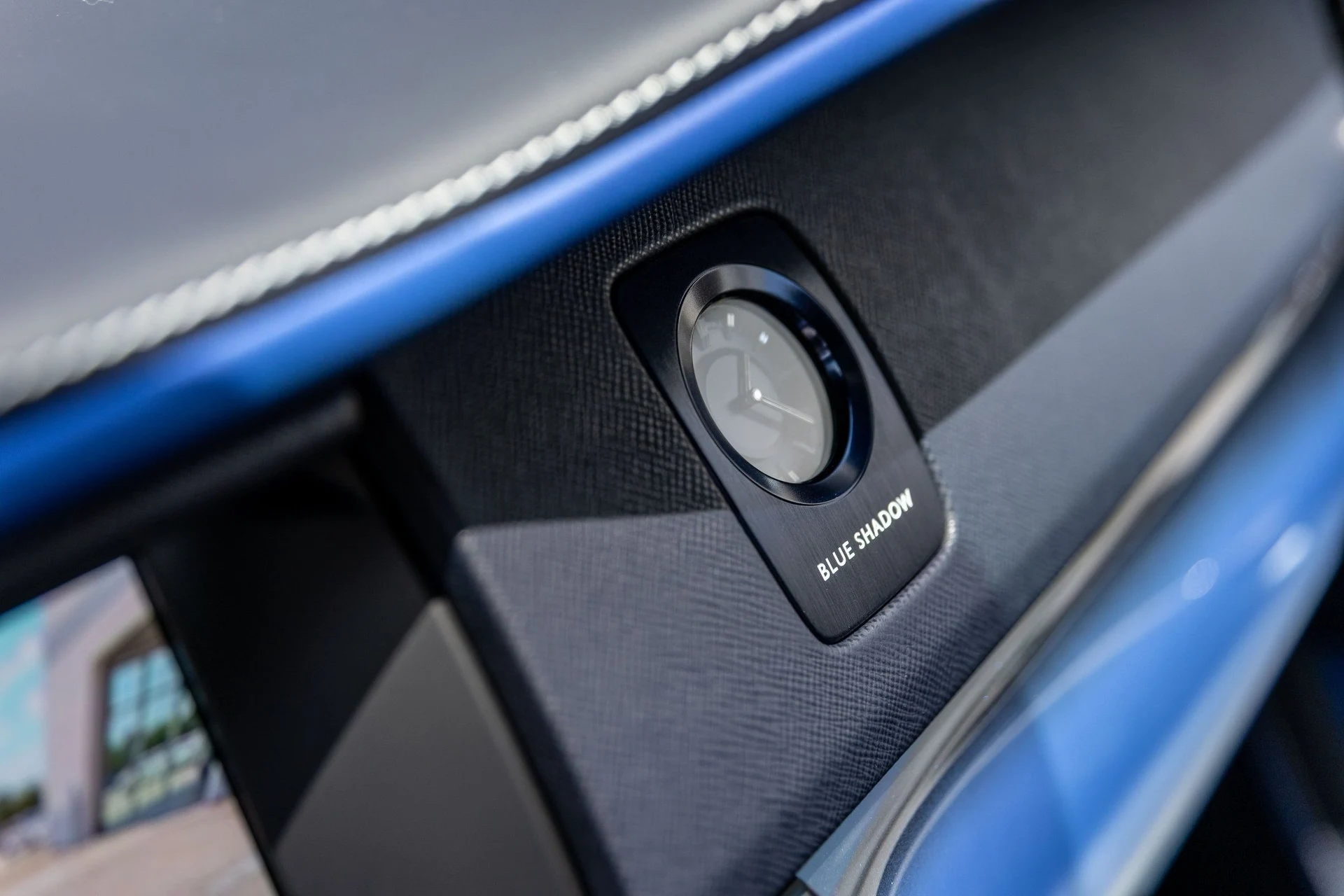 mph034_3131157640_Hi_Tech_Luxury_Imports_LLC_SLATV_8_C04_RU_223924_image_34_c39f57f8c6