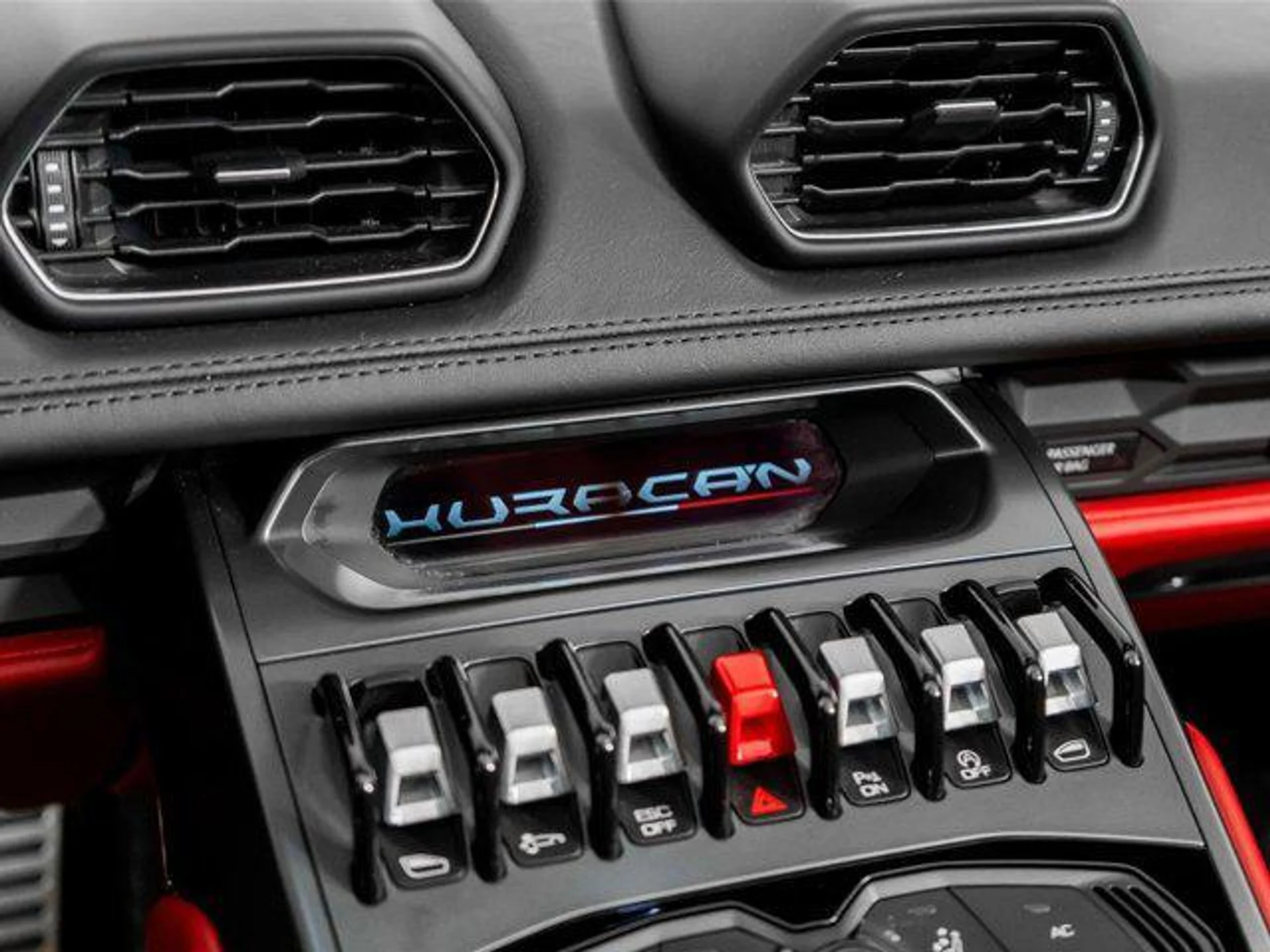 mph034_313473796_r_Qqr7_W9g_O_Vqk_DYMF_8kpaum_V_Slg_5d62450d87