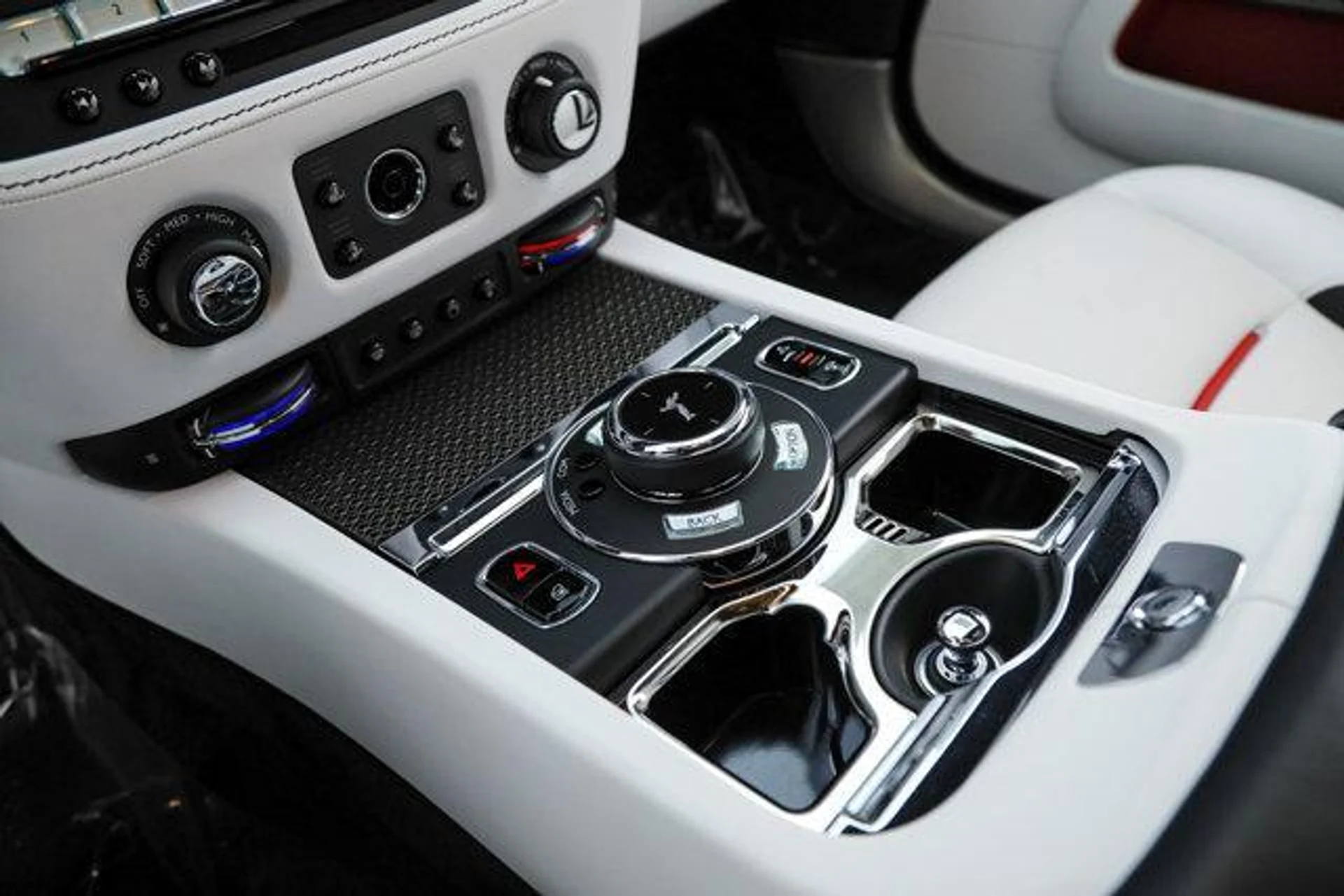 mph034_3134881032_2_AKN_Qp_FM_4f_V5klb_R2lw_Yg_A5_C4j8_c98297848c