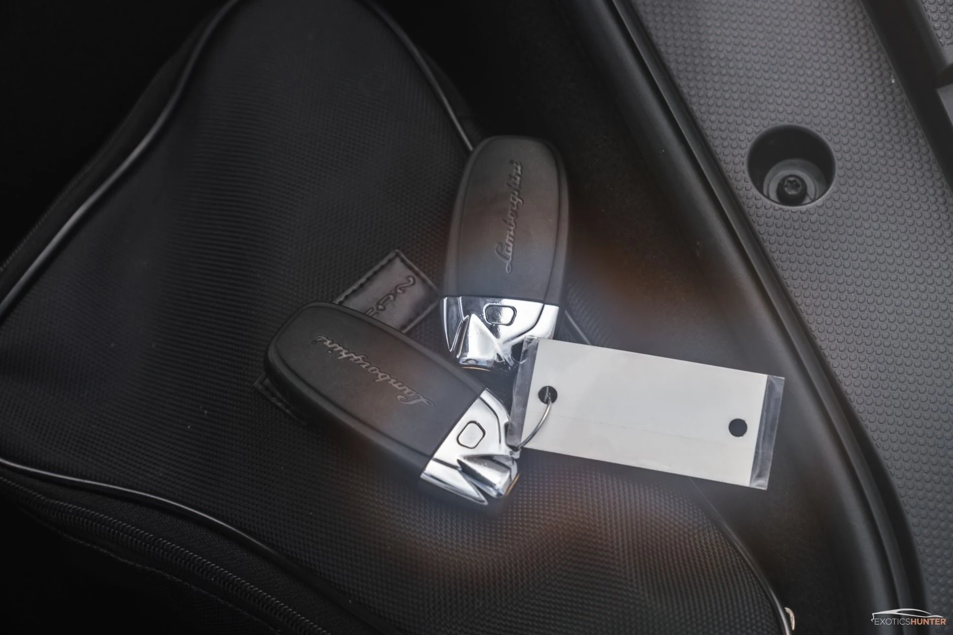 mph034_3136971986_Used_2018_Lamborghini_Huracan_LP_640_4_Performante_w_Sensonum_Lifting_System_Navigation_1725570951_89c031d3cd