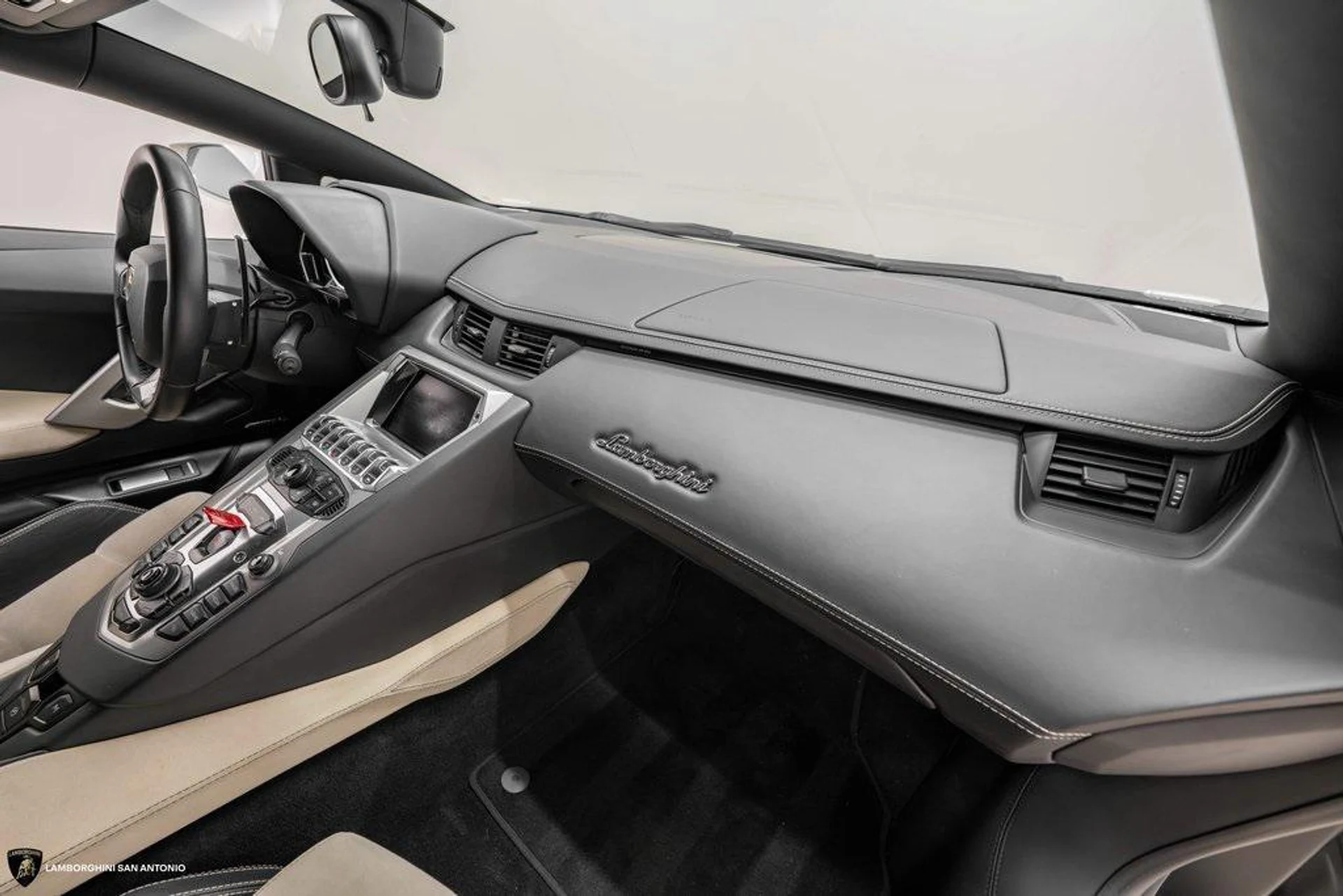 mph034_3137495482_d0_P2_We_u_Aqbw_Avc_Gl9upl_Ui_NXY_0_9eb63e06d5