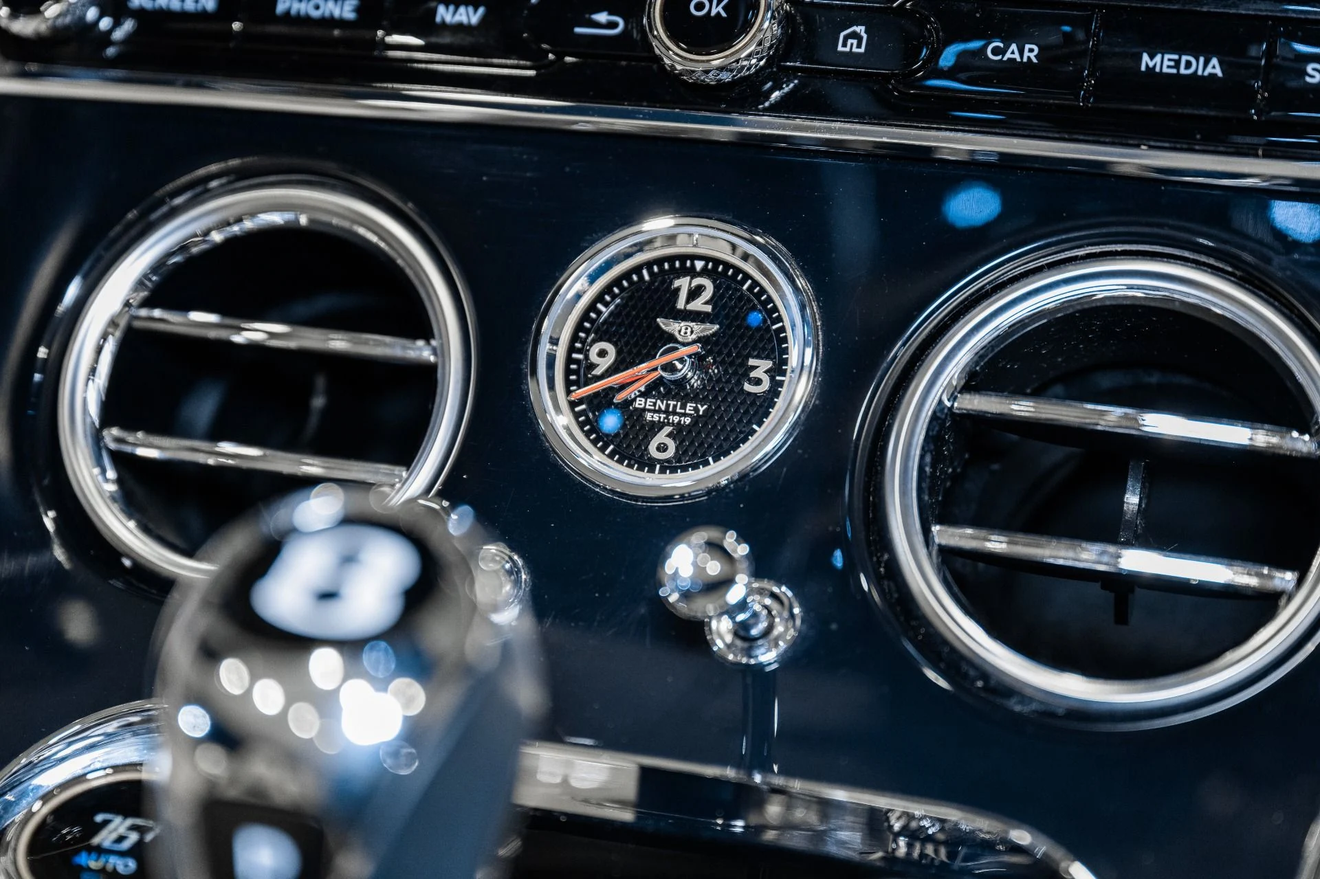 mph034_3146889374_Used_2022_Bentley_Continental_GT_V8_1792760258_169dd519a6