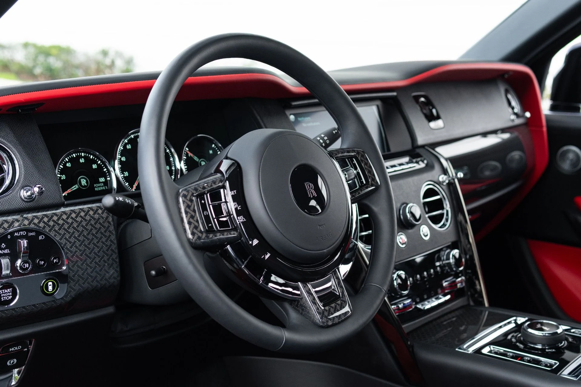 mph034_3151311364_Used_2022_Rolls_Royce_Black_Badge_Cullinan_1776130970_a2031122ce