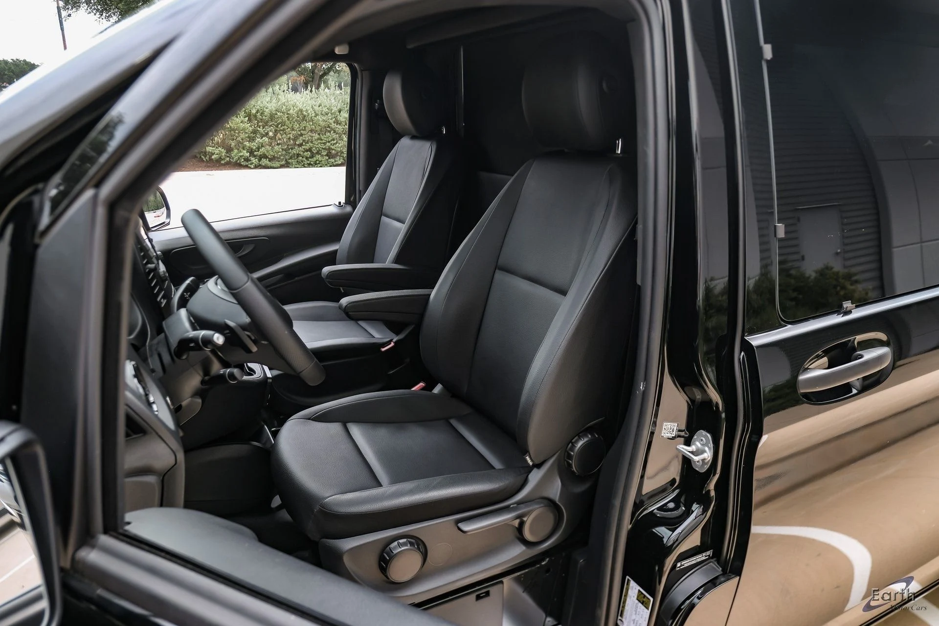 mph034_3152187165_03cf9e256a84bde066b67a416d30b087x_27eb07e080