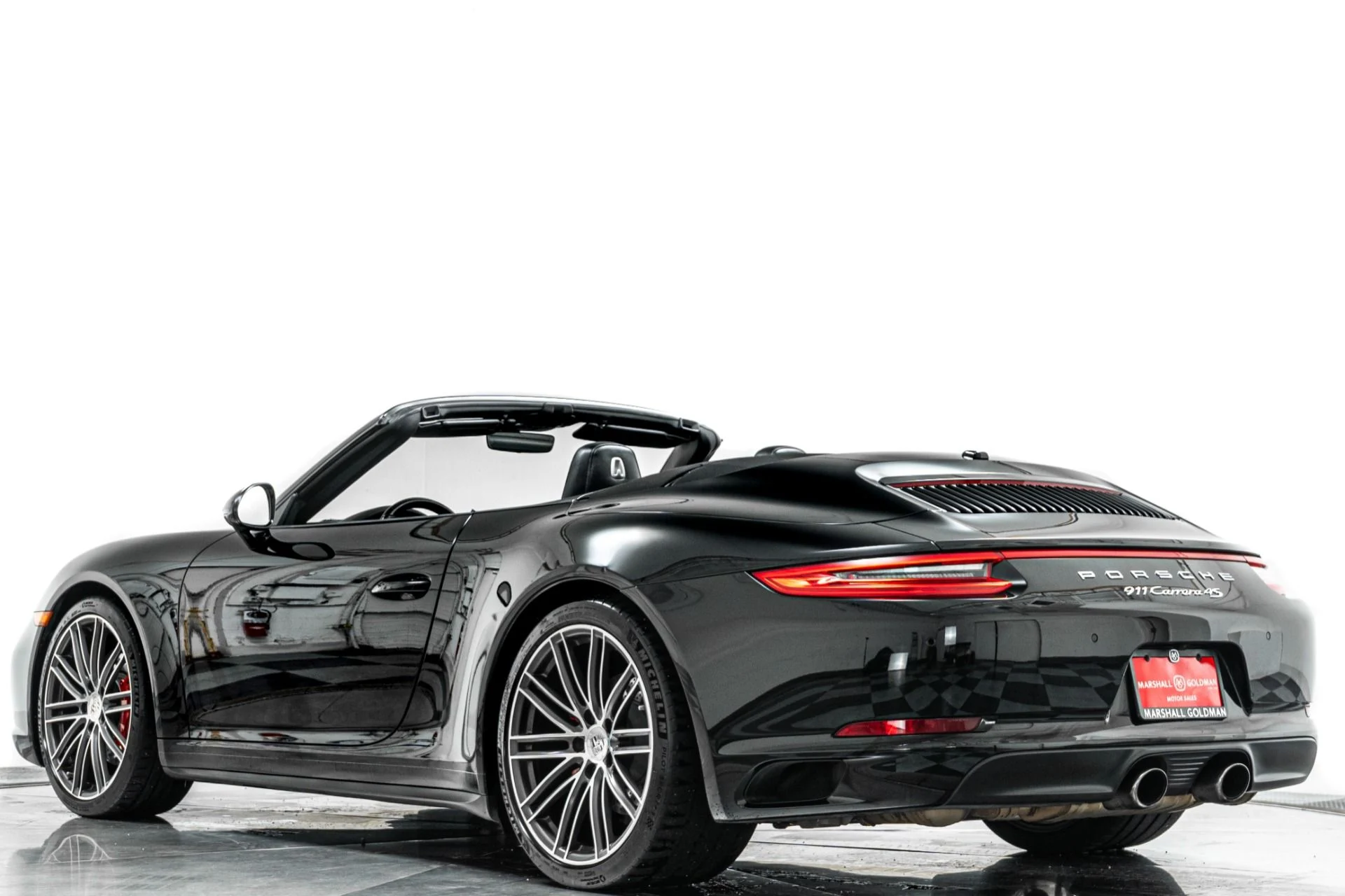 mph034_3154773639_Used_2017_Porsche_911_Carrera_4_S_Cabriolet_1788469959_19e0b1669e