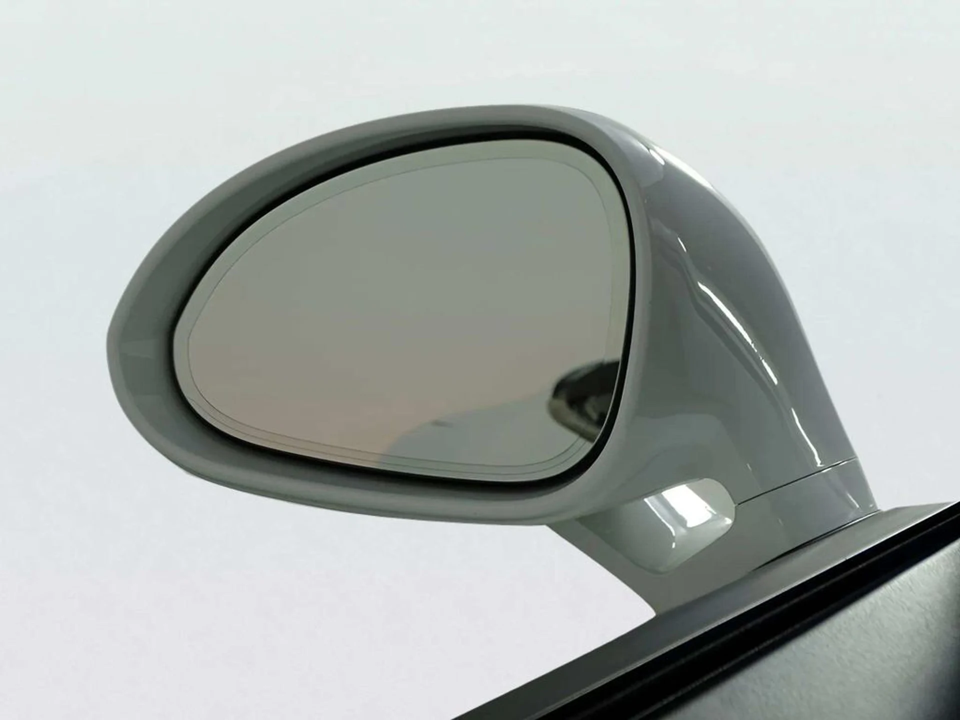 mph034_3170184888_c2a4cff025f50b3075ed2f486c7e264cx_3e856634cd