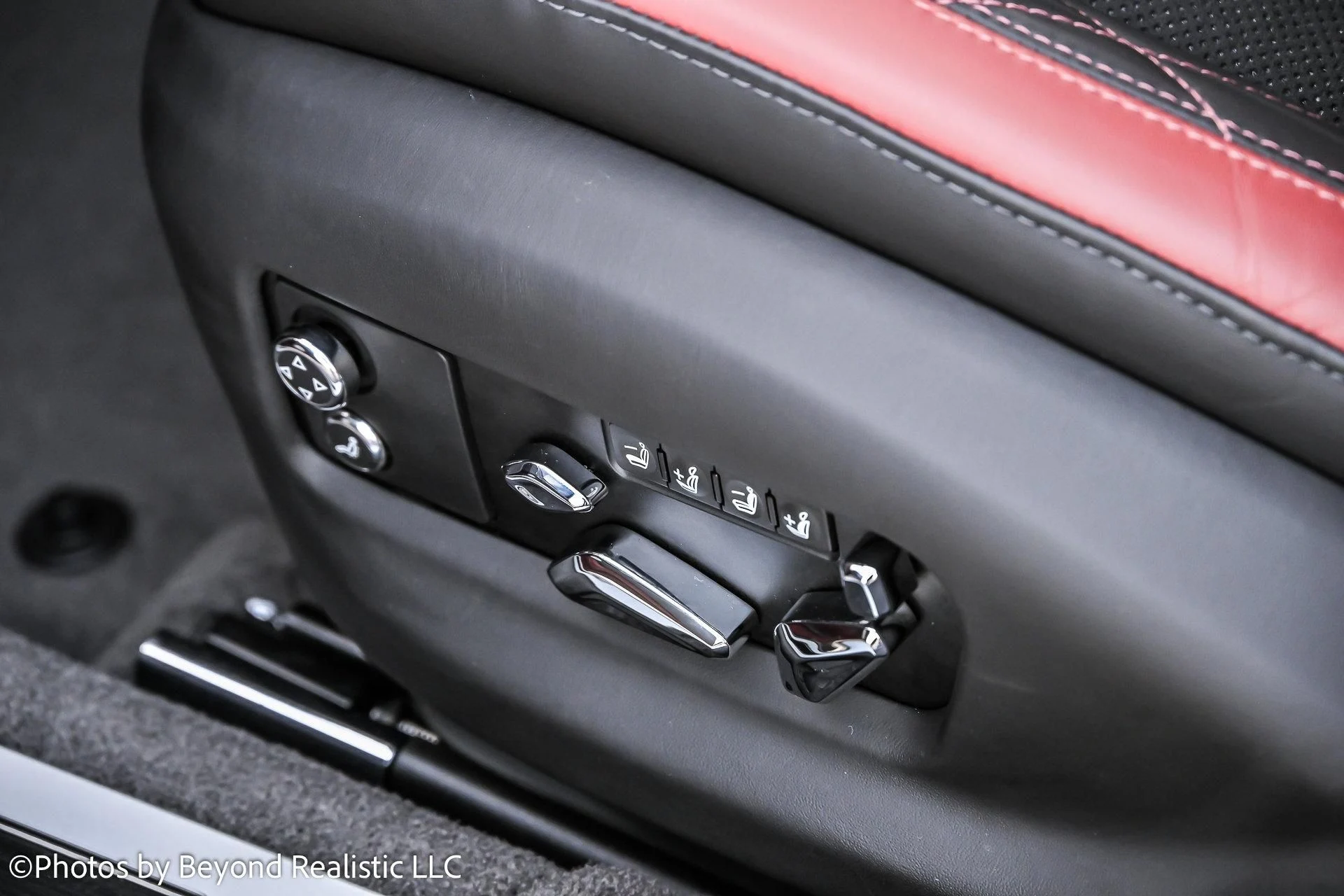 mph034_3170348705_Used_2024_Bentley_Flying_Spur_Speed_1755331552_3e9cde059e