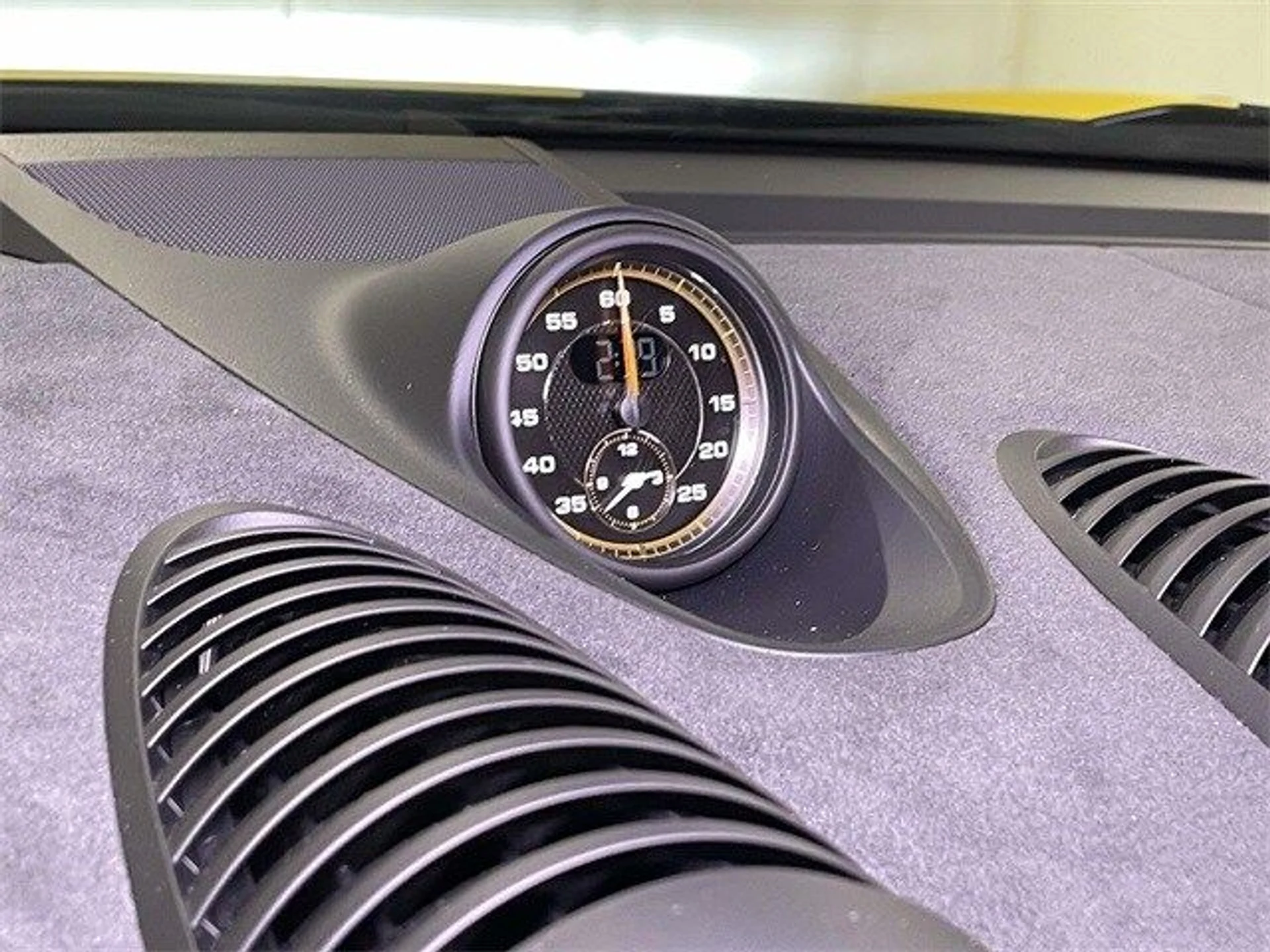 mph034_3171173986_4fd6f2727a6ee75a87351306d9b985c2x_e7cd0cd737