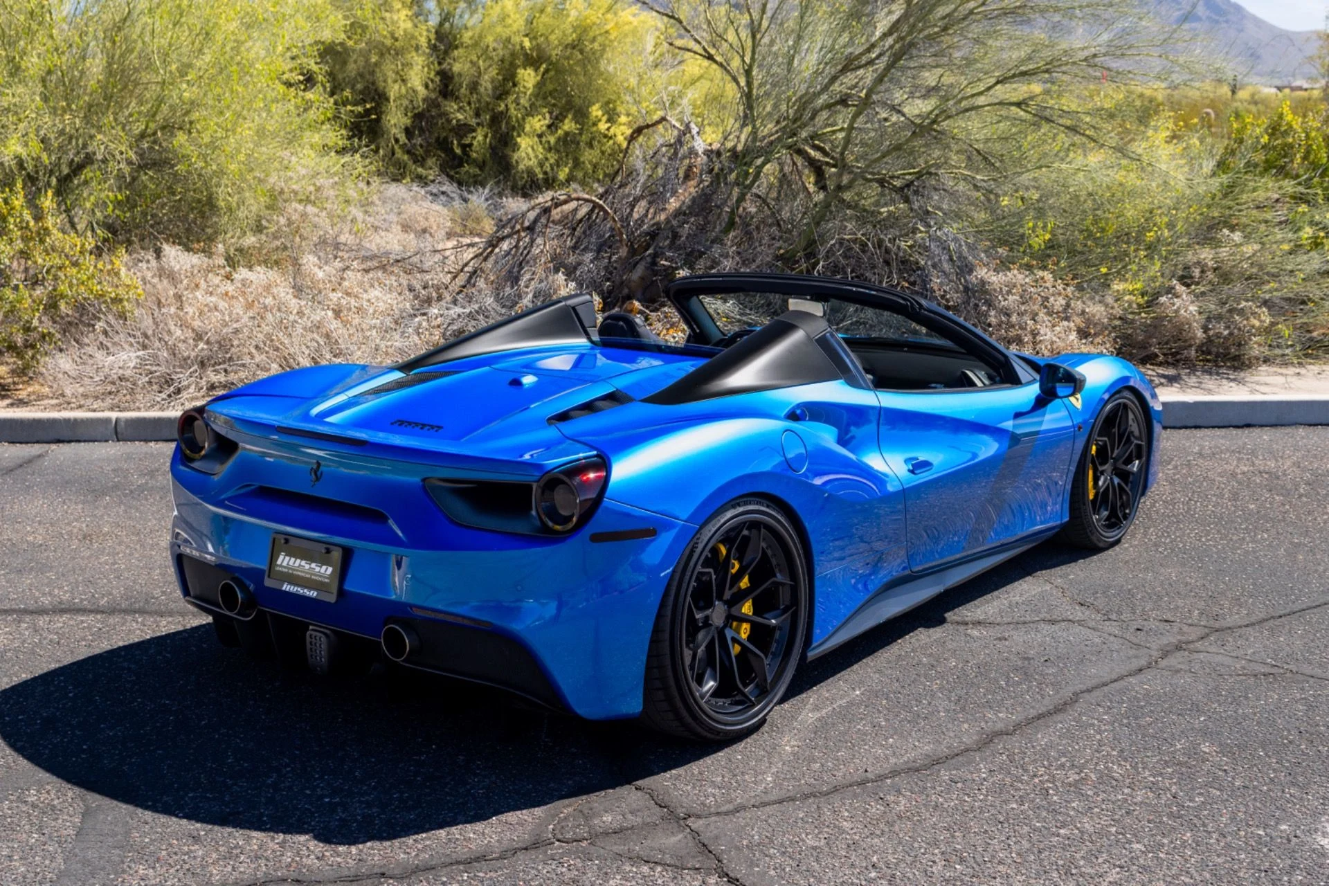 mph034_3173840818_Used_2017_Ferrari_488_Spider_1774722823_50b5eda039