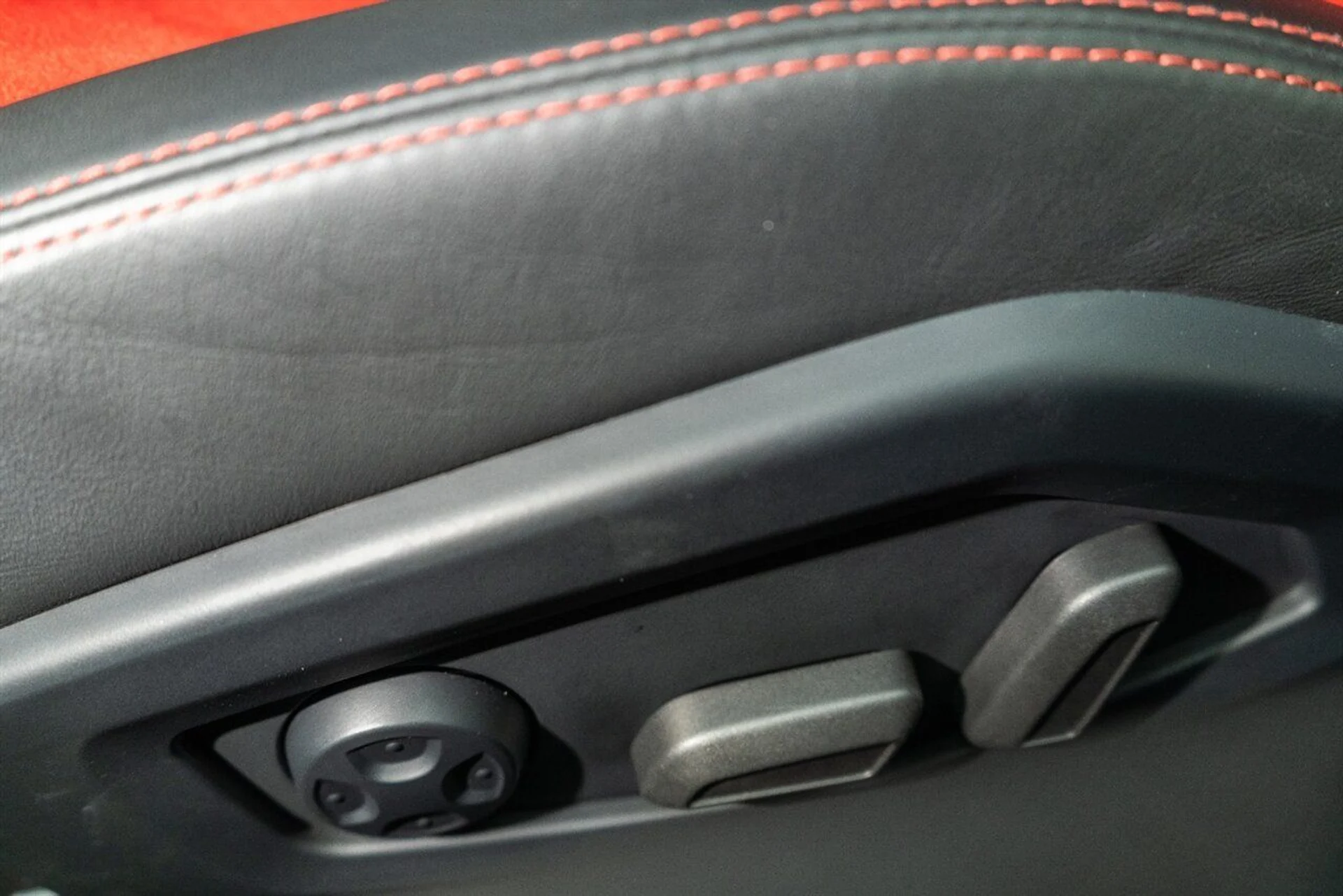 mph034_3182742000_51747f6b7f_1280_74462d1344