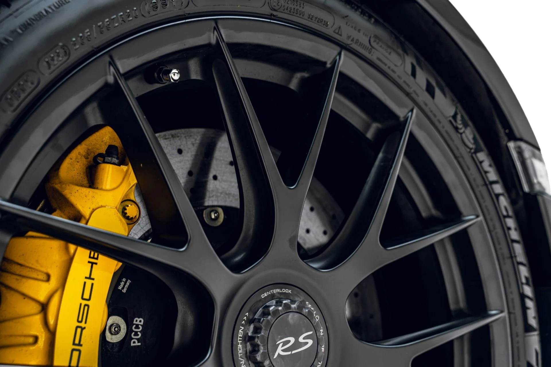 mph034_322153813_Used_2018_Porsche_911_GT_2_RS_1783012736_b56805c52c
