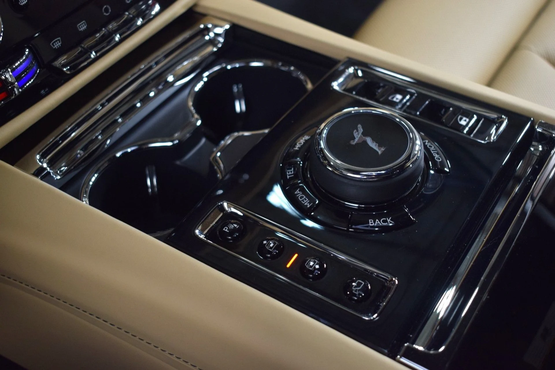 mph034_3222038563_18aedb7a7a89b781da6bcb5810a890b3x_bb87d3996c