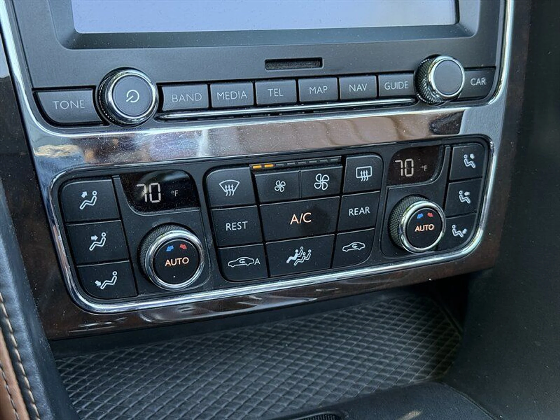 mph034_3229467885_770b103d0c_800_34dfd0dbe8