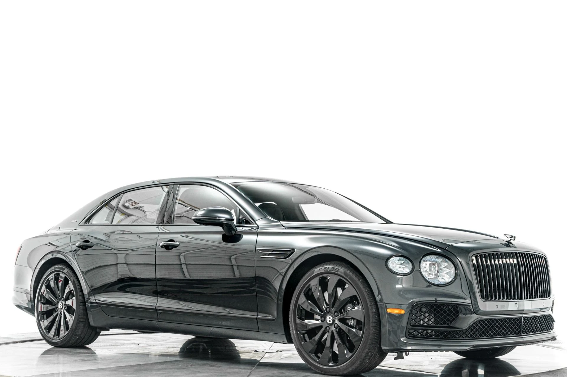 mph034_3230444457_Used_2024_Bentley_Flying_Spur_Edition_8_243_K_MSRP_Rotating_Display_Panoramic_Roof_1782501825_1268189f72
