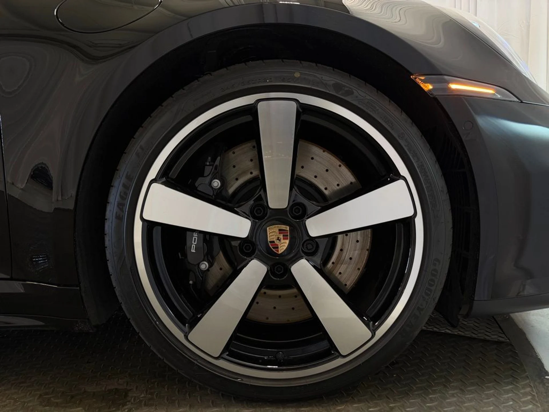 mph034_3259742717_b0e1e91787e209d4ec0bfd6ed70a7e84x_ab77e1a0e3