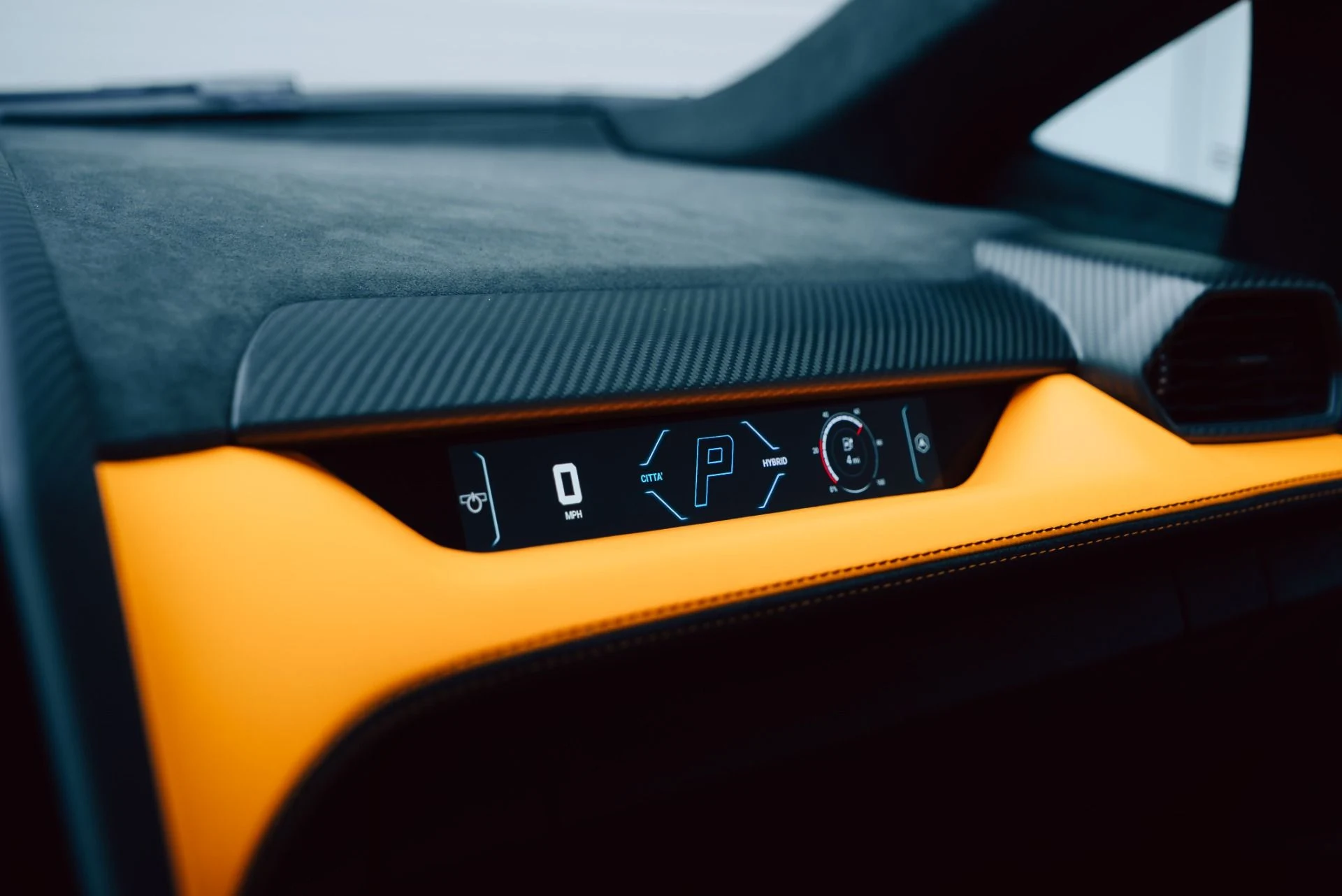 mph034_3282434899_Used_2024_Lamborghini_Revuelto_1762882639_de18dfffe6