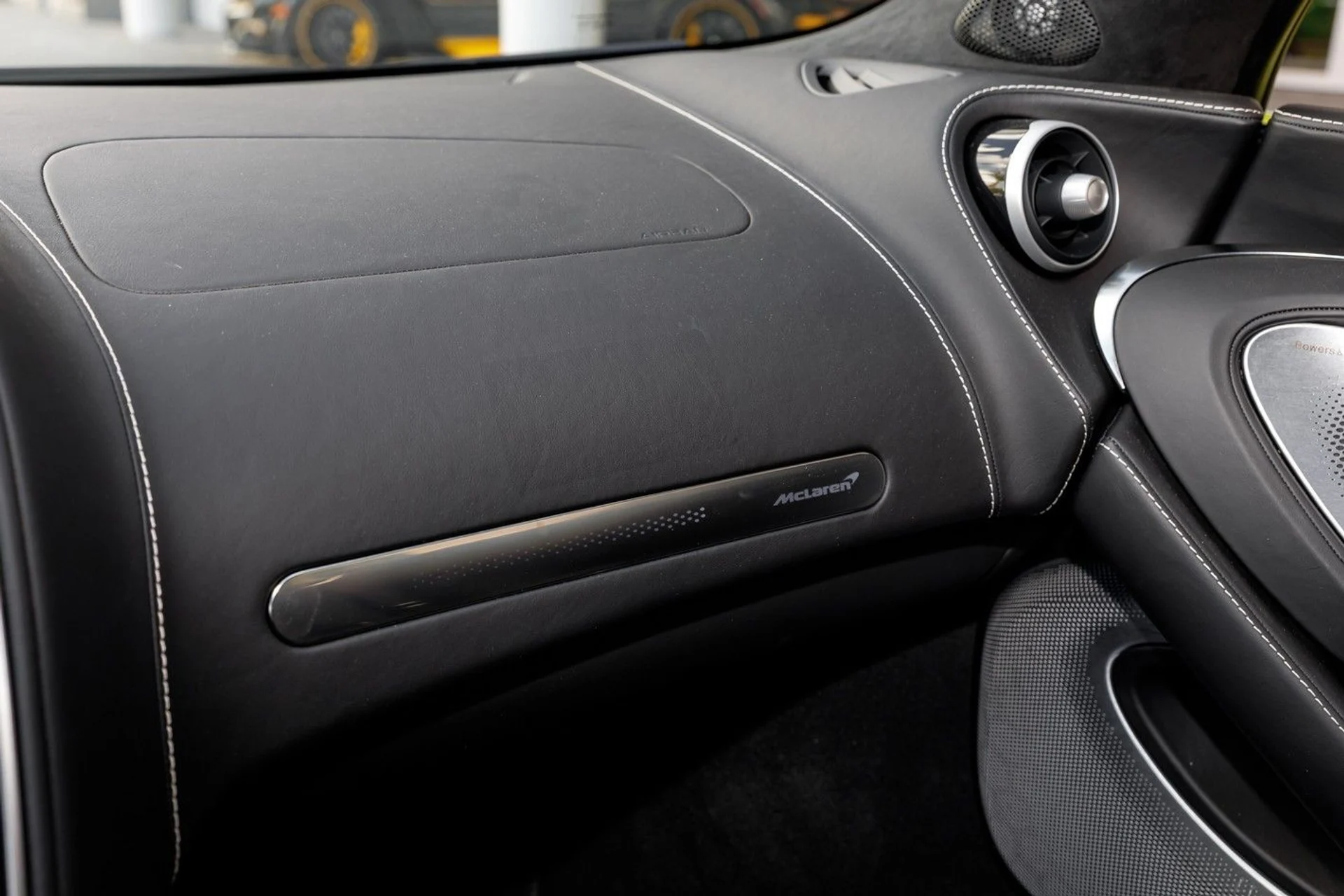 mph034_3290730984_462_p35_l_518fe434e6